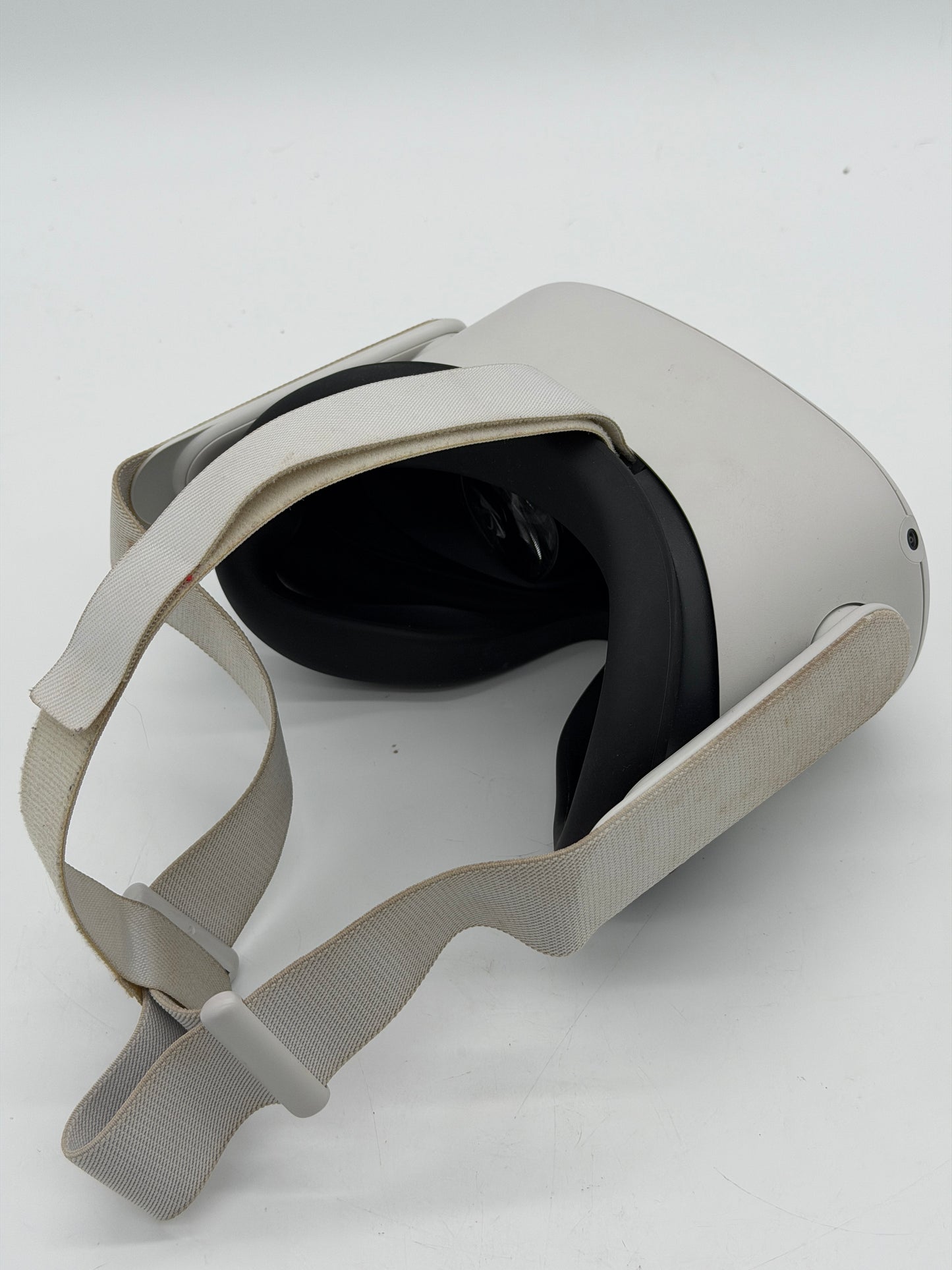 Meta Oculus Quest 2 128GB Advanced All-In-One VR Headset - Controllers included
