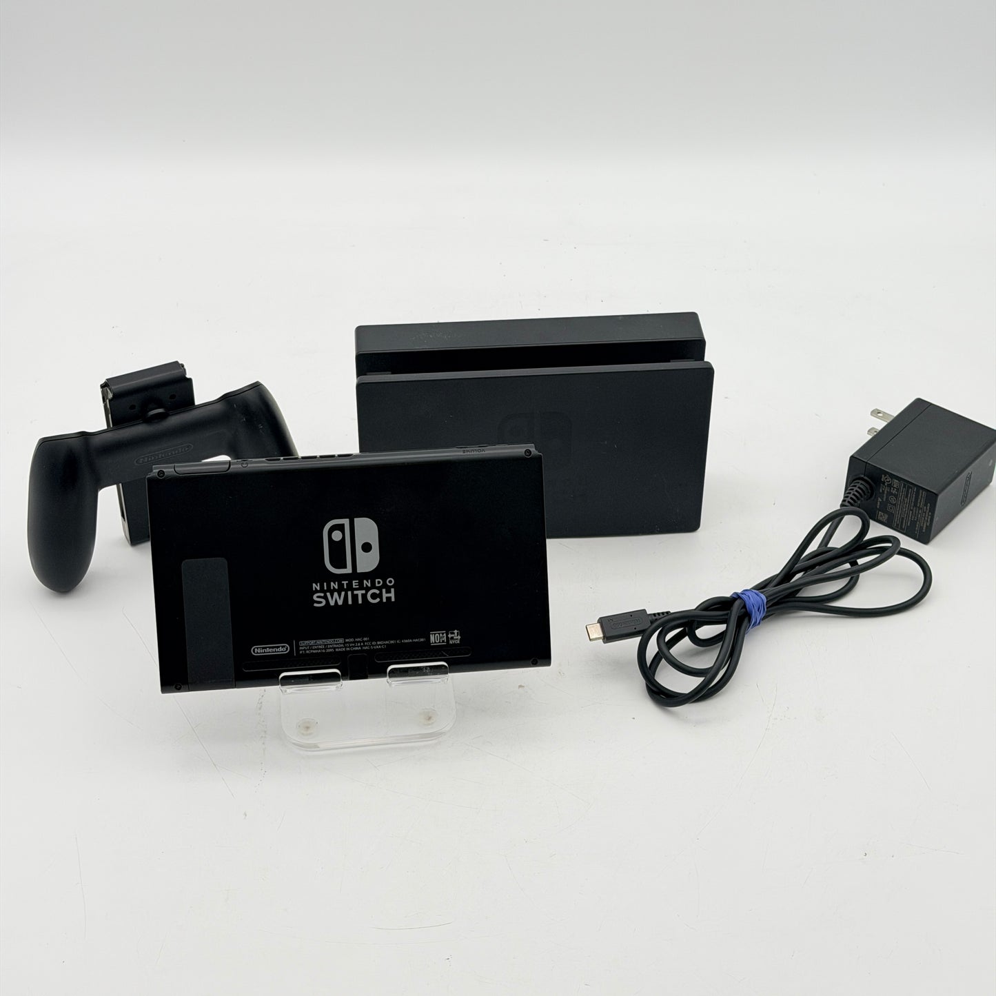 Nintendo Switch HAC-001 2017 Console with Dock and Power Cable - Tested (No Joy-Cons)