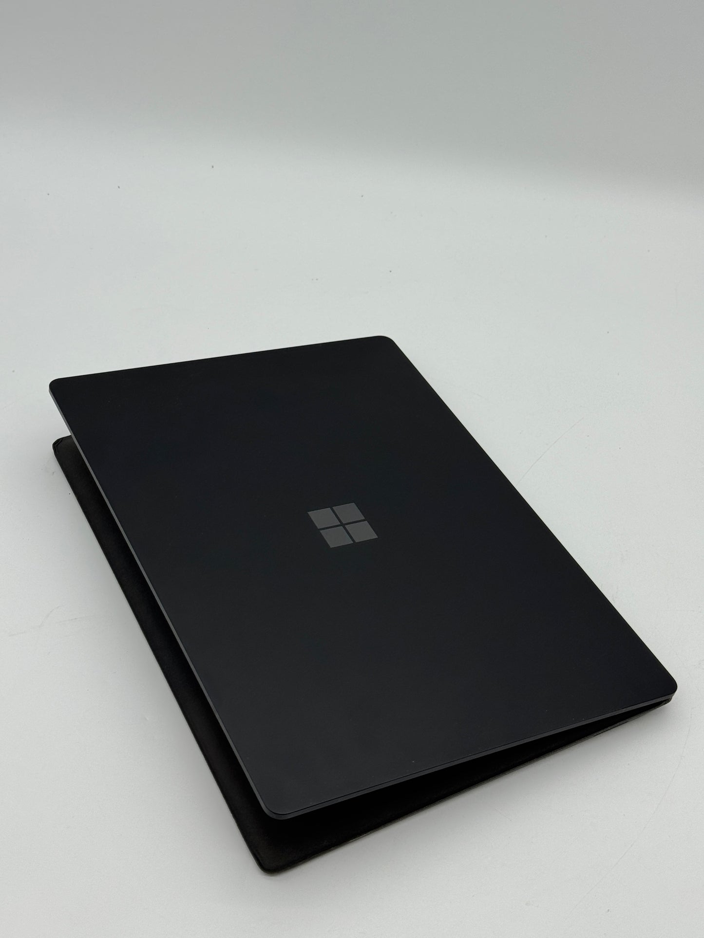 Microsoft Laptop 1769 13-inch Core i5 8GB RAM 256GB Black Used