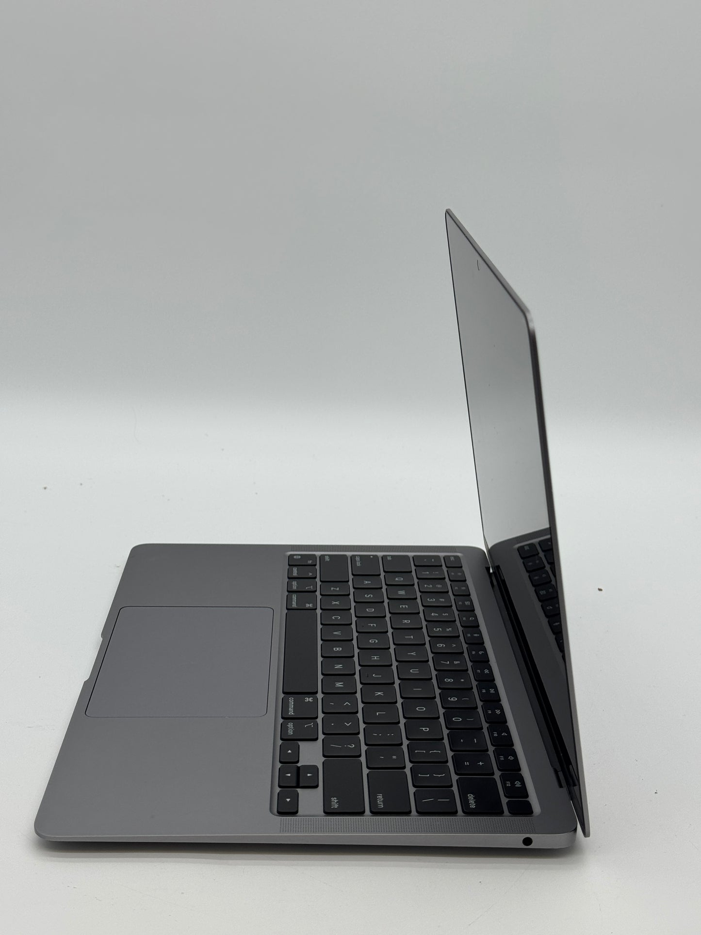 Apple MacBook Air M1 A2337 2020 - 256GB - Space Gray - Used