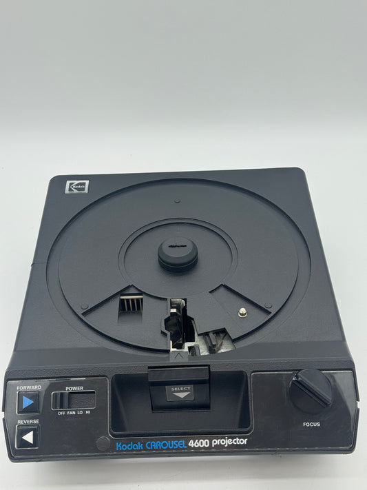 Kodak Carousel Transvue 4600 Slide Projector - NO LAMP/BULB Powers On As-Is