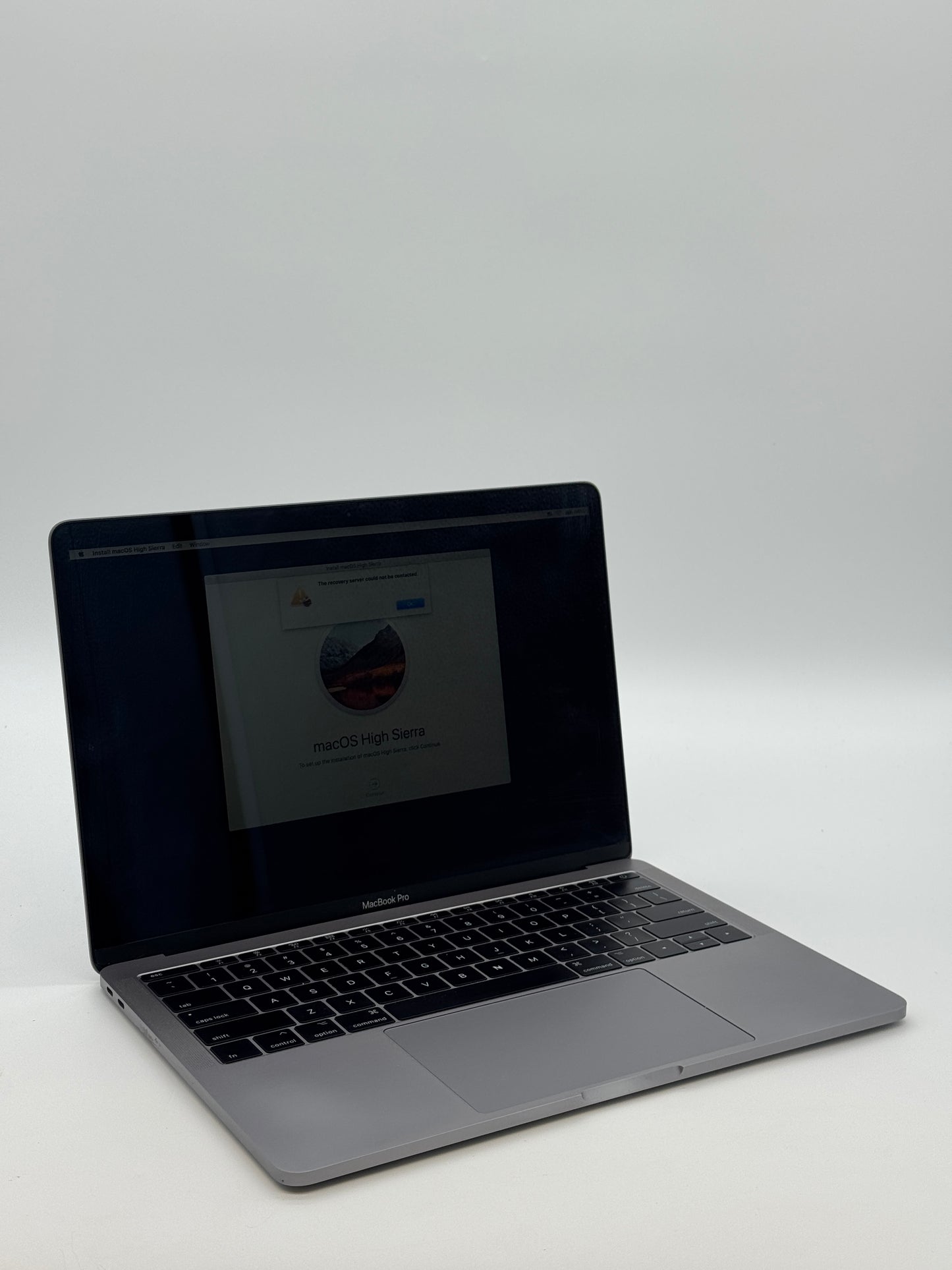 Apple Macbook Pro 13" A1708 2017 - Space Gray