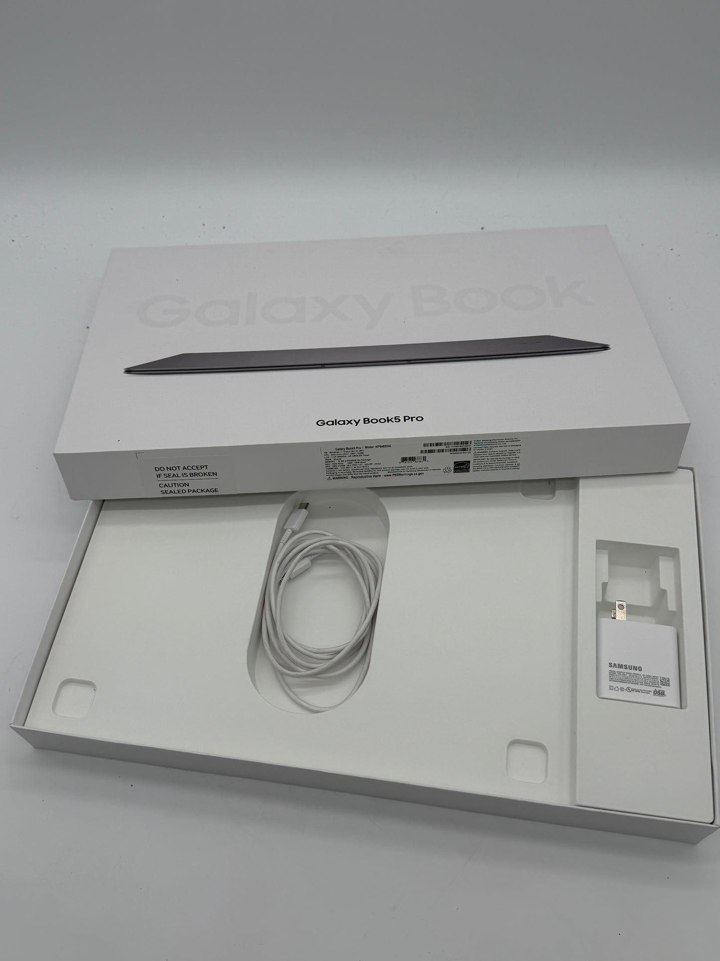 Samsung Galaxy Book5 Pro 14" 3K+ 120Hz TOUCH OLED Core Ultra 7 256V 16GB 512GB