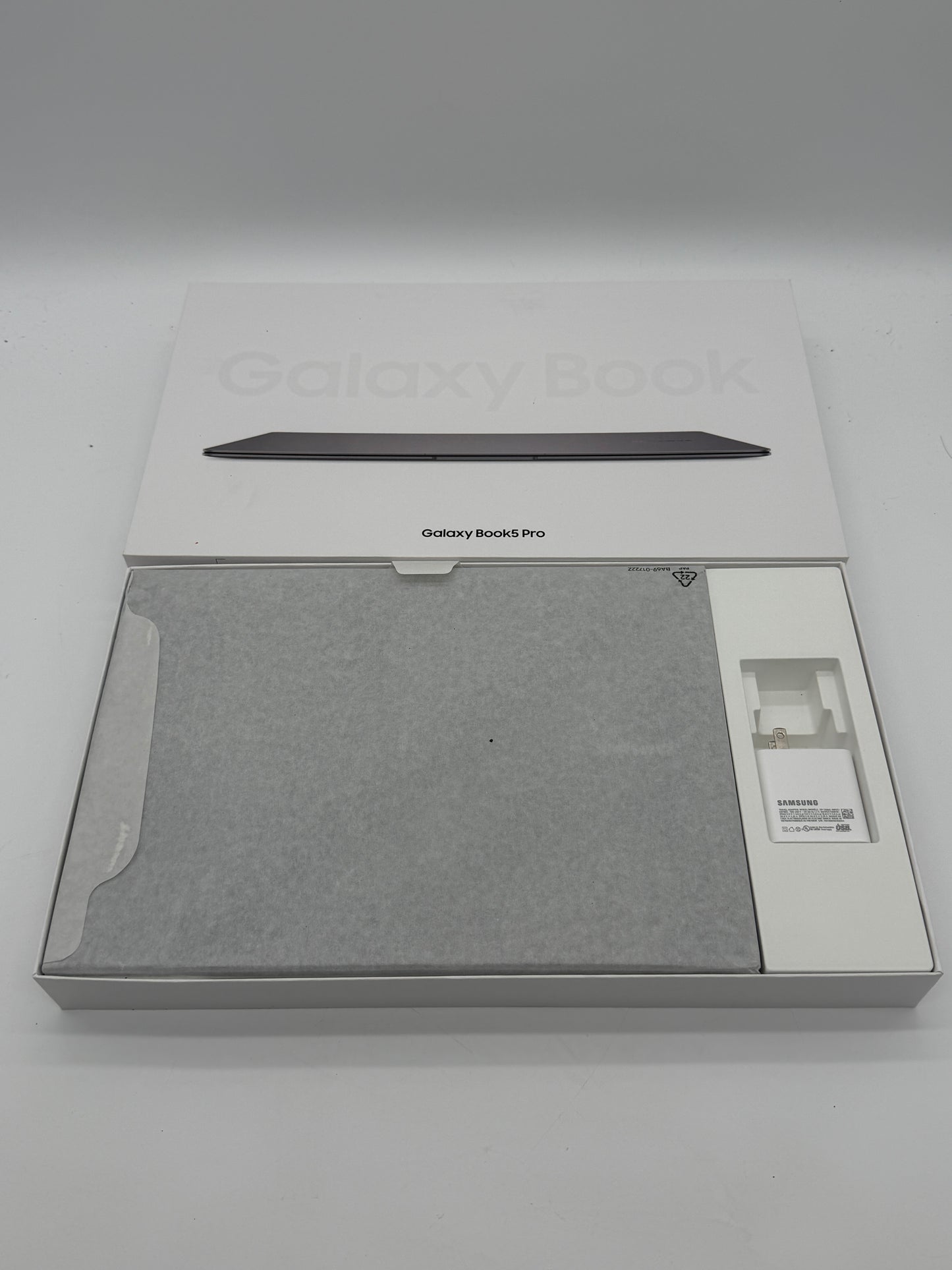 Samsung Galaxy Book5 Pro 14" 3K+ 120Hz TOUCH OLED Core Ultra 7 256V 16GB 512GB