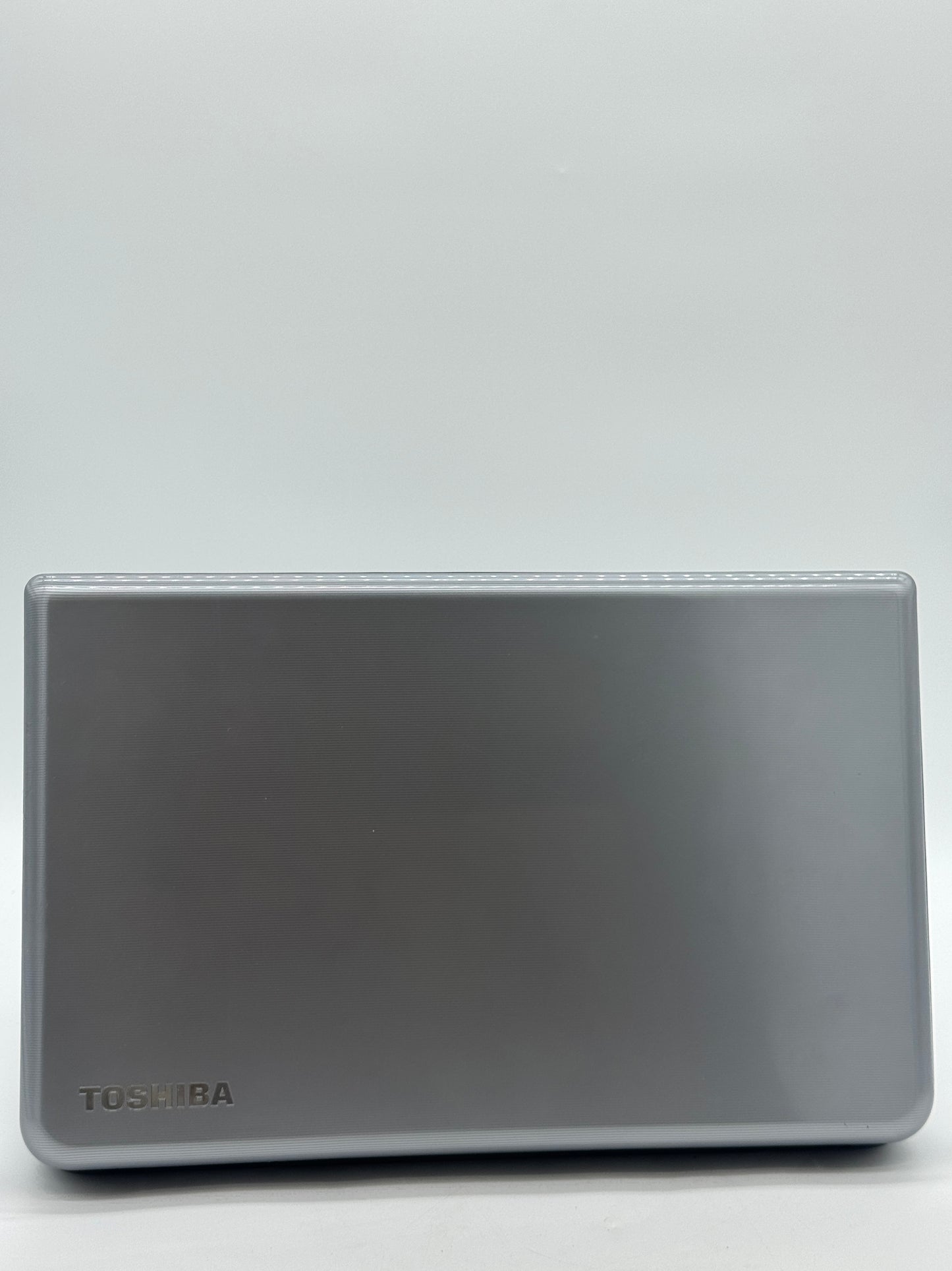 Toshiba Satellite C55DT-A5174 Laptop - Used - A, Gray, 15-inch, AMD A6, 6GB RAM, 512GB