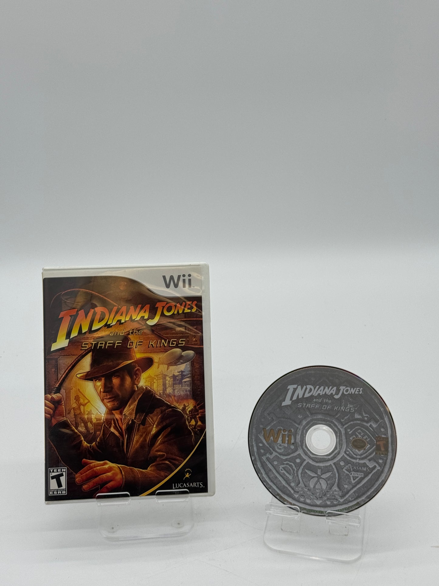 Wii Indiana Jones and the Staff of Kings Video Game with Box