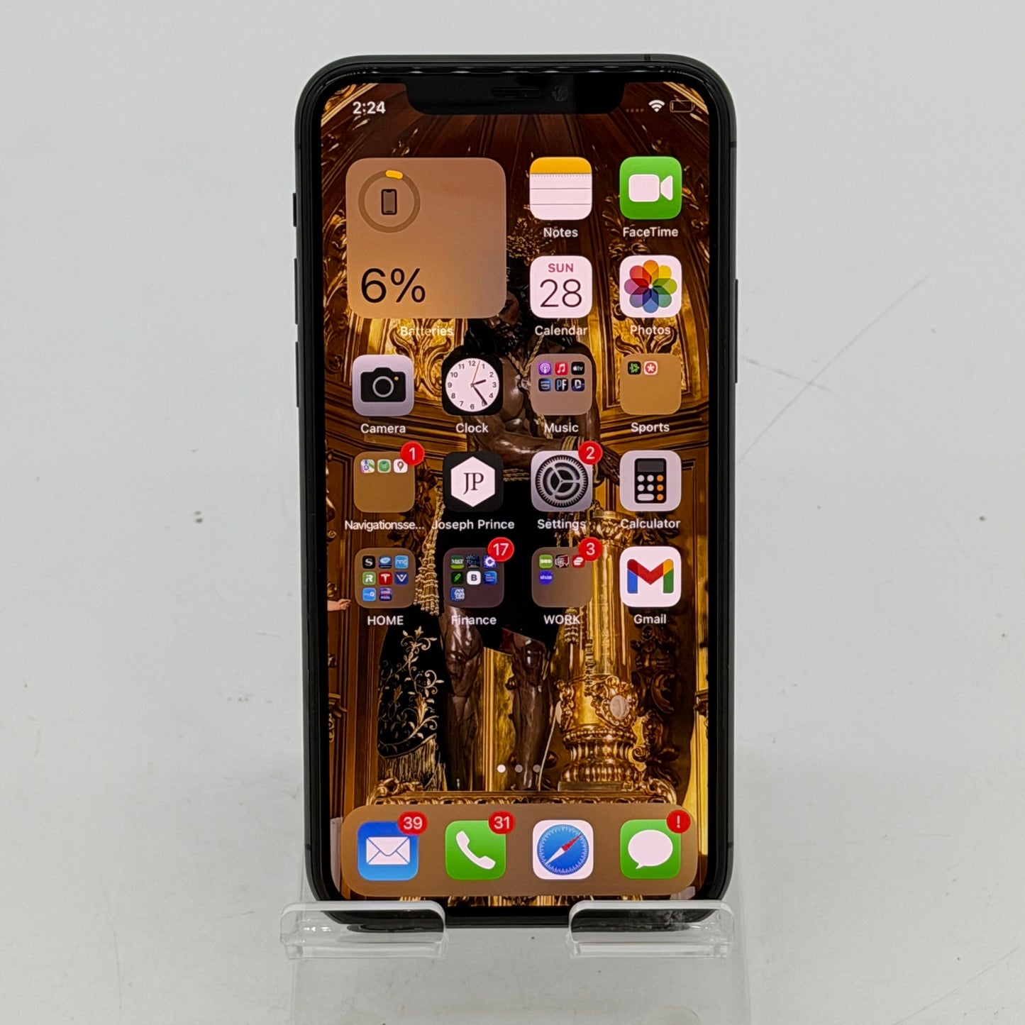 Apple iPhone 11 Pro - 256 GB - Space Gray (Unlocked)