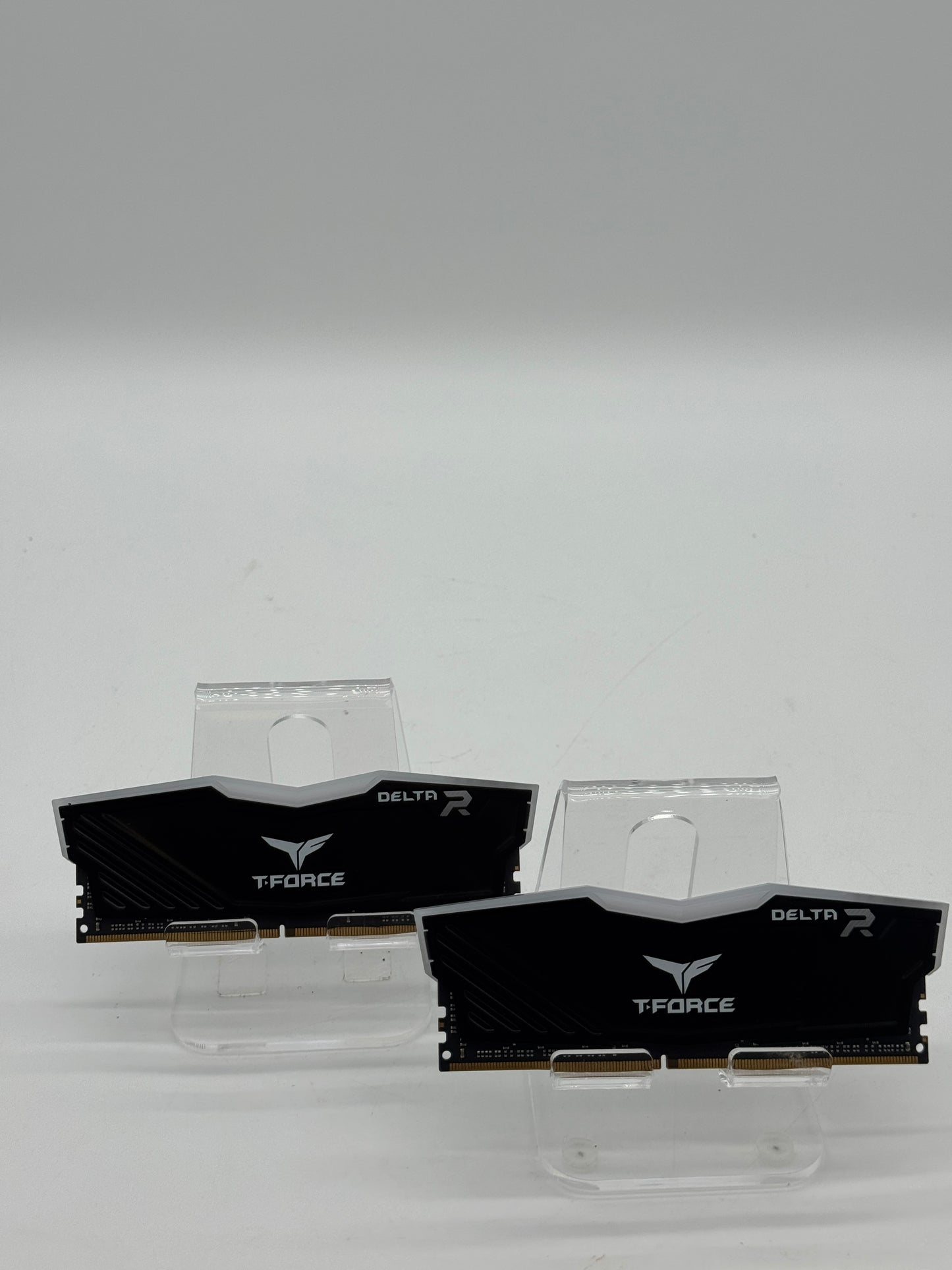 TeamGroup T-Force Delta RGB 32GB (2 x 16GB) DDR4 3600 Black RAM - Used