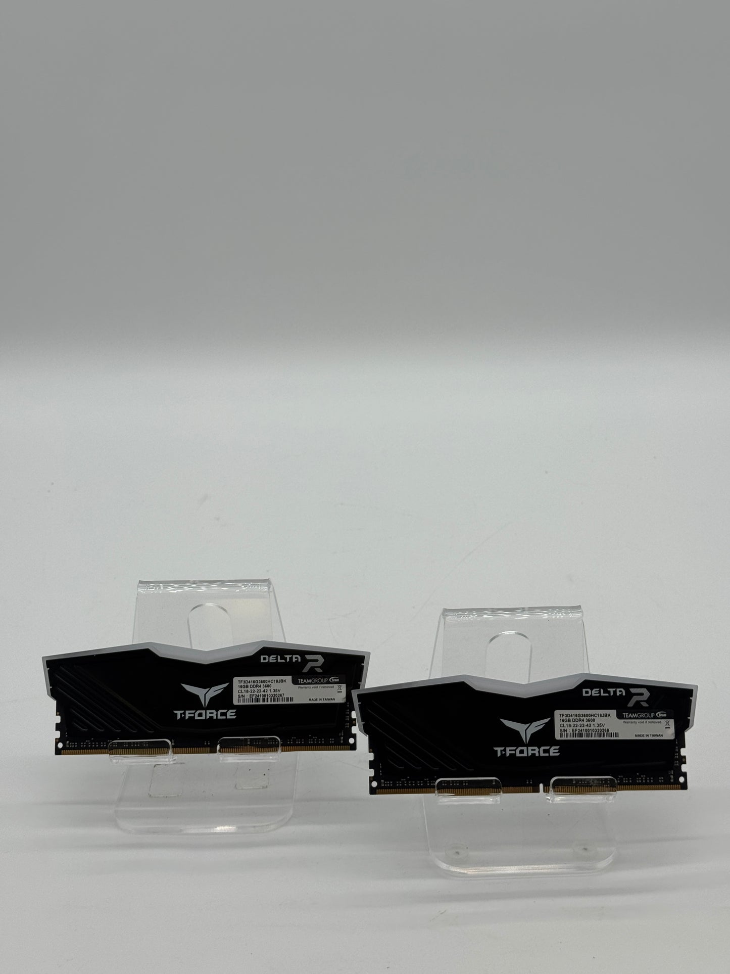 TeamGroup T-Force Delta RGB 32GB (2 x 16GB) DDR4 3600 Black RAM - Used