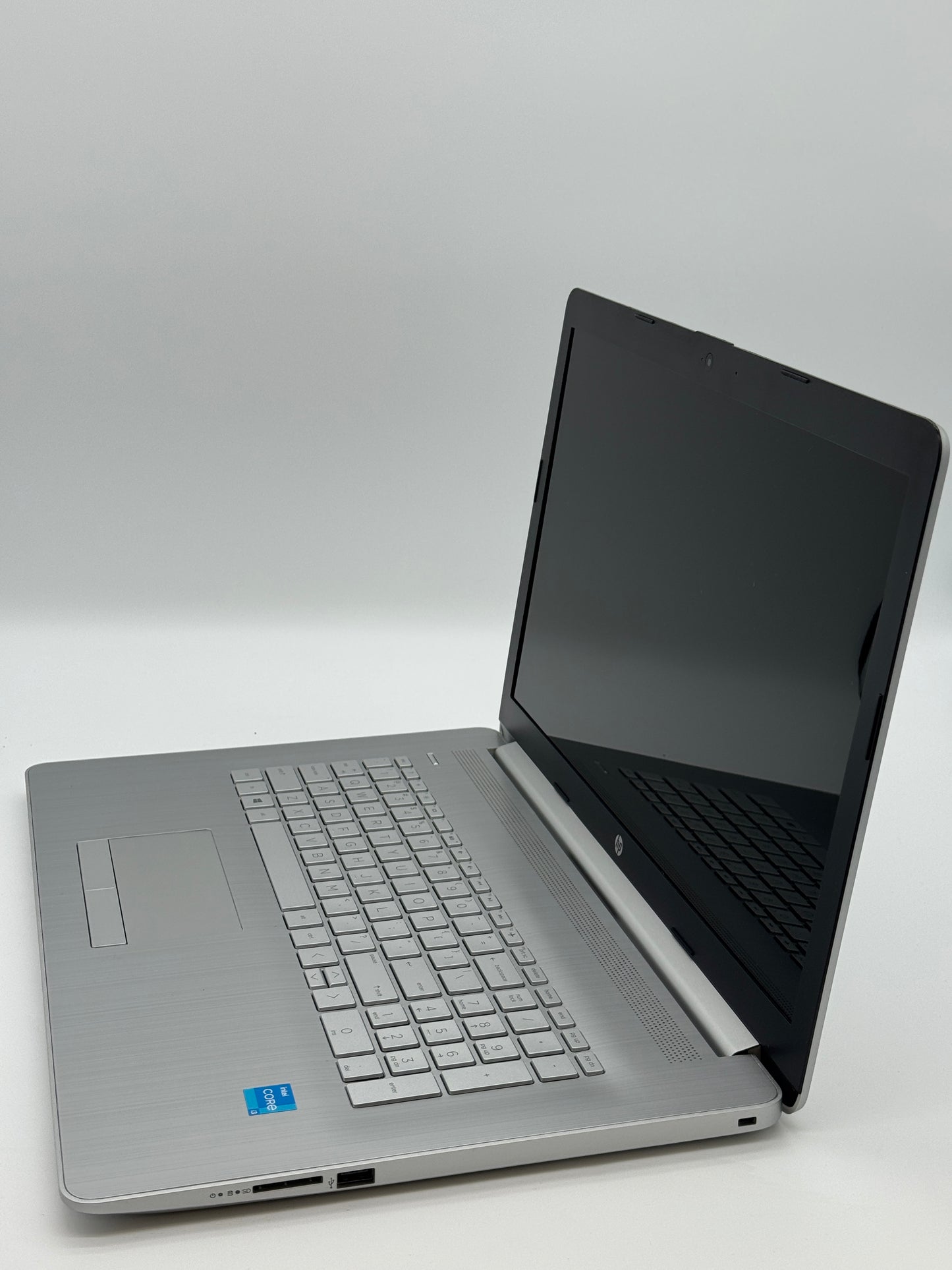 HP 17-by4025nr 17.3" Laptop - Intel Core i3-1115G4, 4GB RAM, 256GB SSD, Used - A, Gray