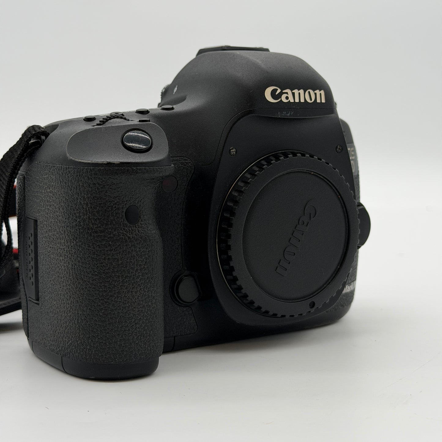 Canon EOS 5D Mark III Digital SLR Camera - Black (Body Only+1 battery and wall charger)
