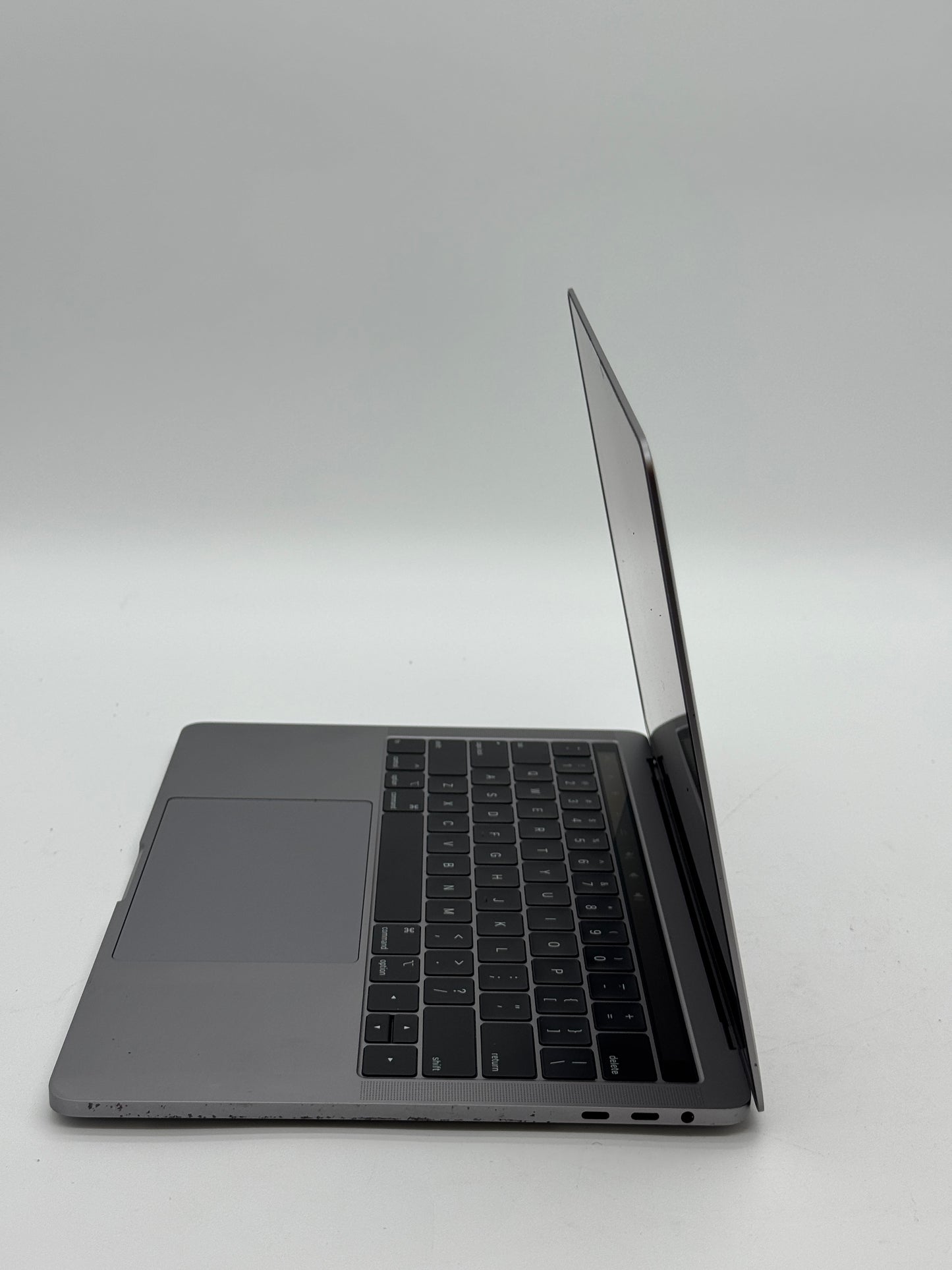 Apple MacBook Air 13" A1932 2019 - Core i5, 8GB RAM, 256GB SSD - Space Gray
