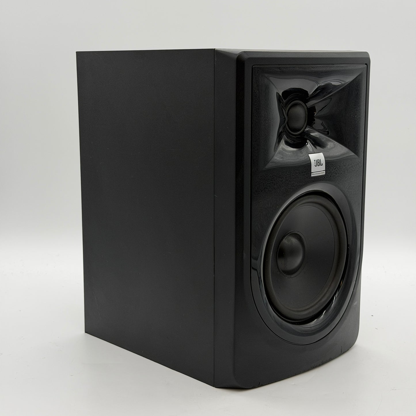 JBL 305P MKII Black Speaker