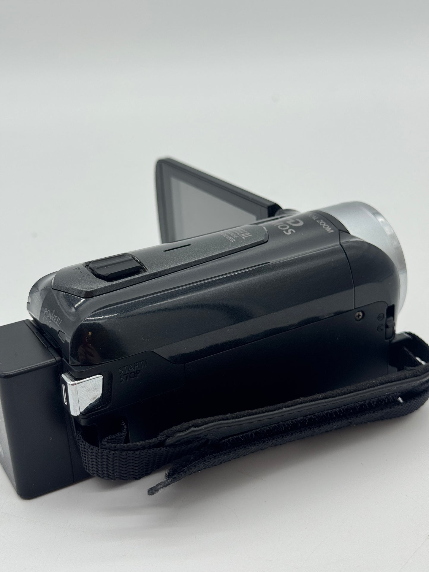 Canon VIXIA HF R40 Full HD Camcorder 32x Zoom 1080p 8GB