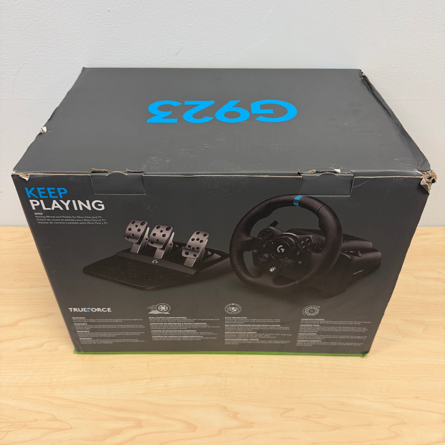 Logitech TrueForce Sim Racing Wheel and Pedals WU0007