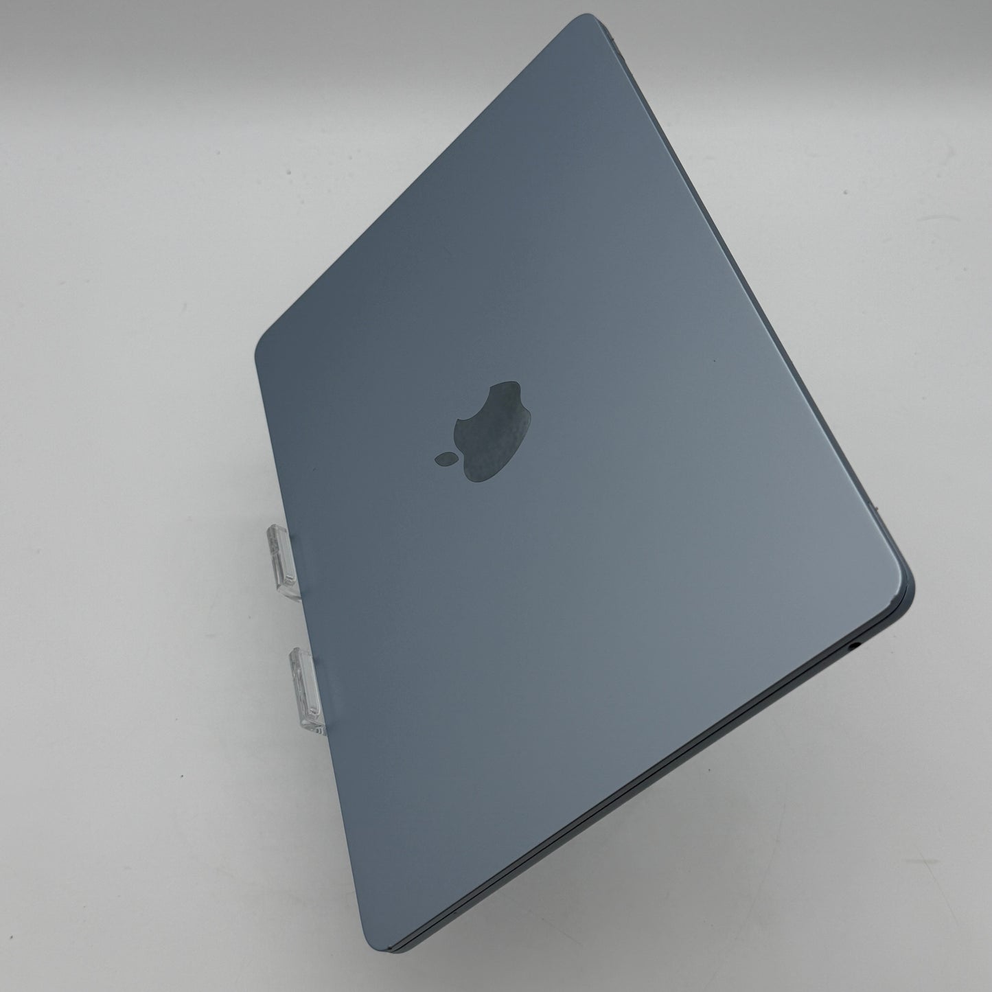 2025 Apple MacBook Air 13.6" M4 10 Core 4.5GHz 16GB RAM 256GB SSD A3240