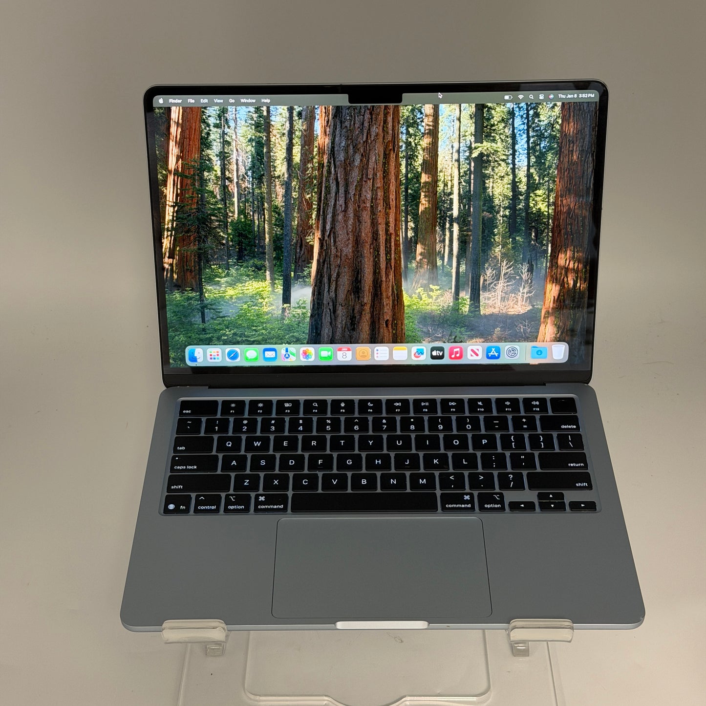 2025 Apple MacBook Air 13.6" M4 10 Core 4.5GHz 16GB RAM 256GB SSD A3240