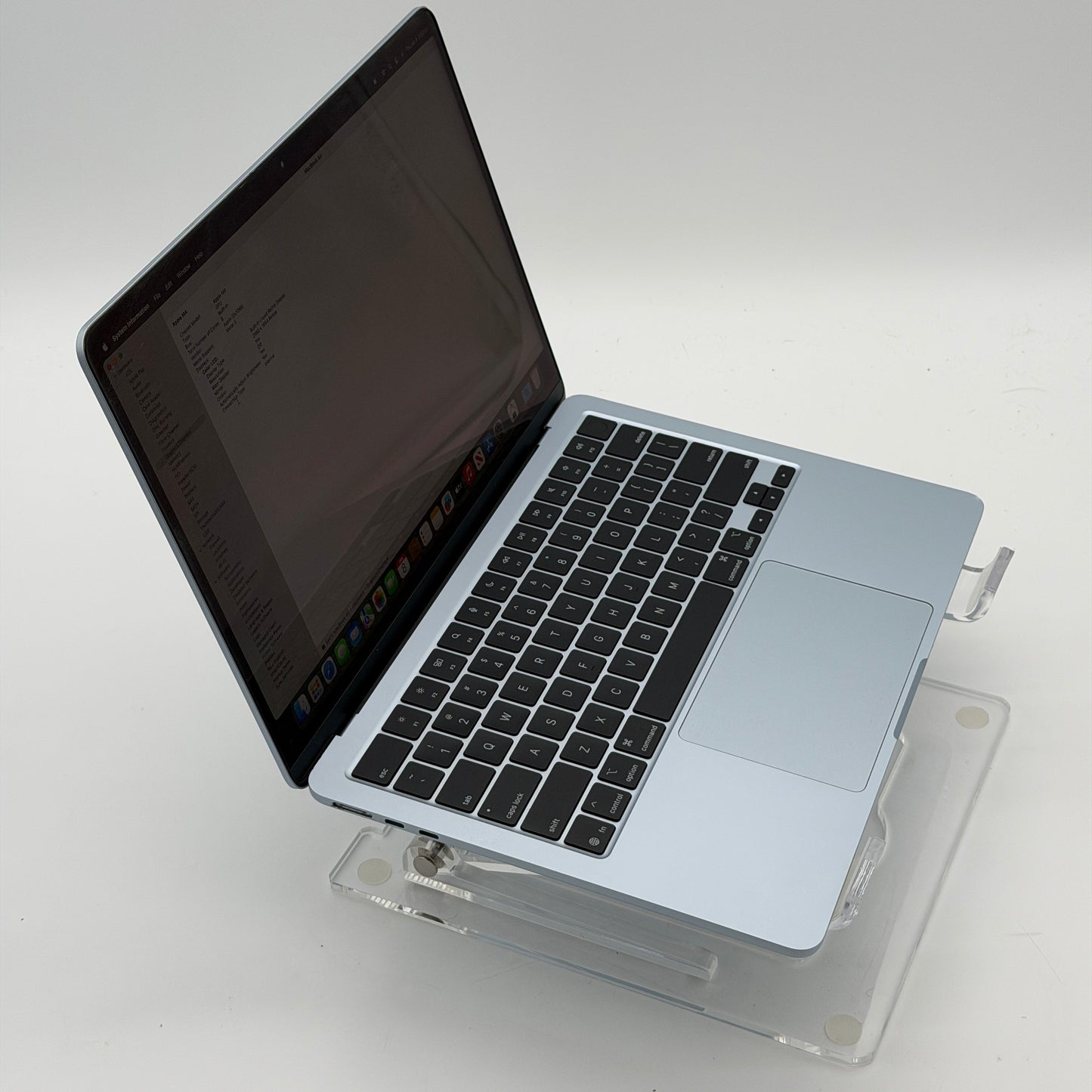 2025 Apple MacBook Air 13.6" M4 10 Core 4.5GHz 16GB RAM 256GB SSD A3240