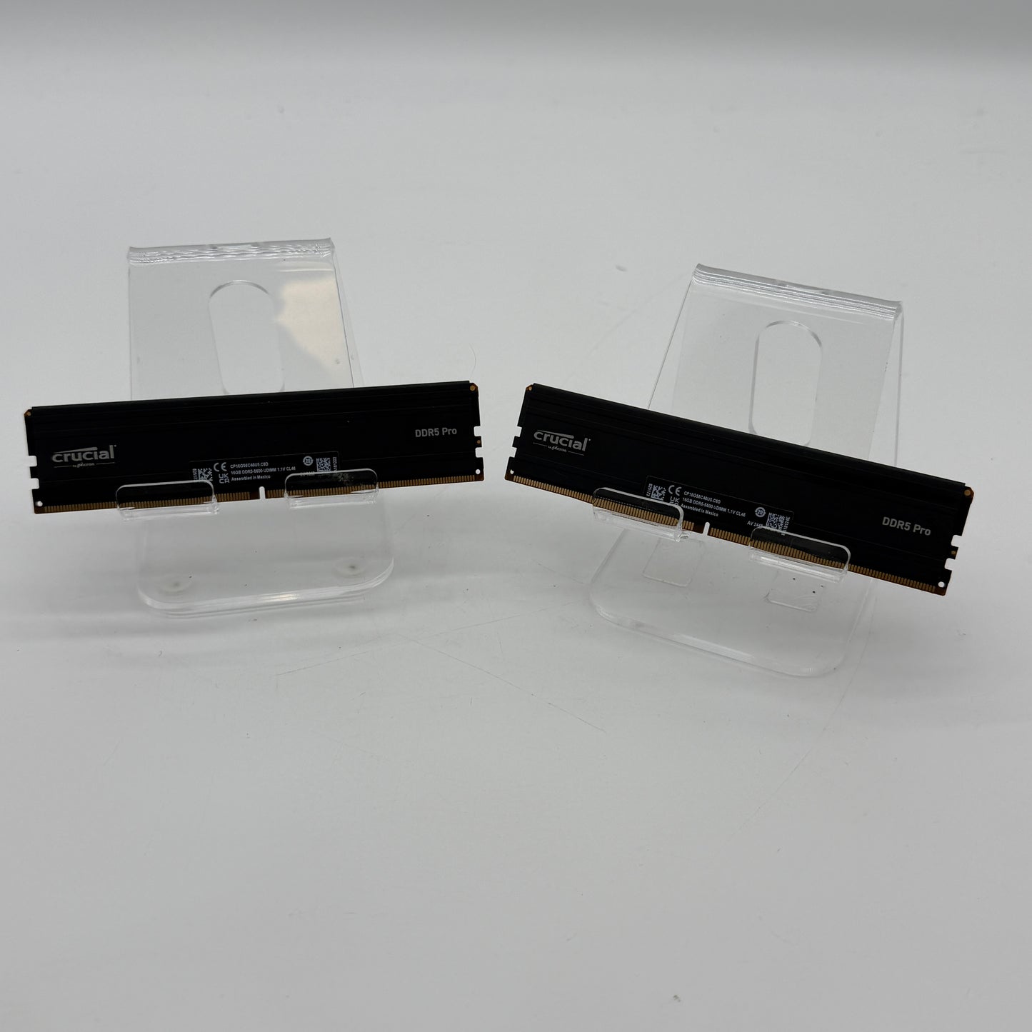 Crucial DDR5 Pro 32GB (2×16GB) 5600MHz Desktop RAM – DDR5-5600 CL46