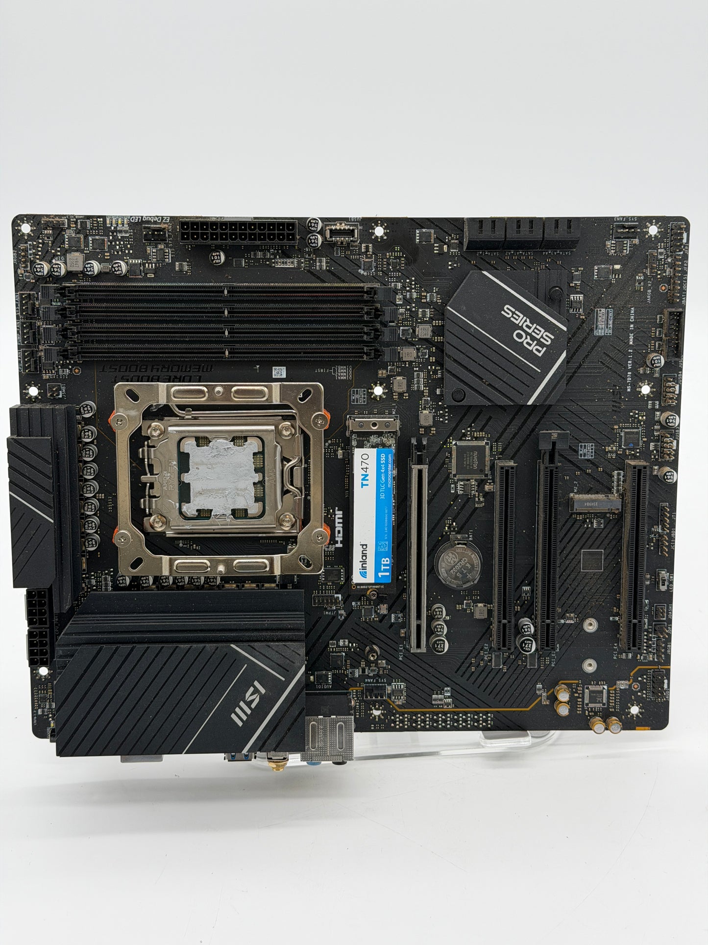 MSI PRO B650-P WIFI DDR5 AM5 ATX AMD Motherboard with AMD Ryzen 7 7700X CPU