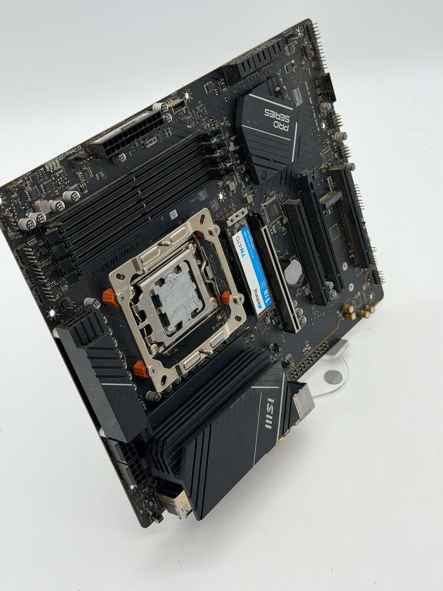 MSI PRO B650-P WIFI DDR5 AM5 ATX AMD Motherboard with AMD Ryzen 7 7700X CPU