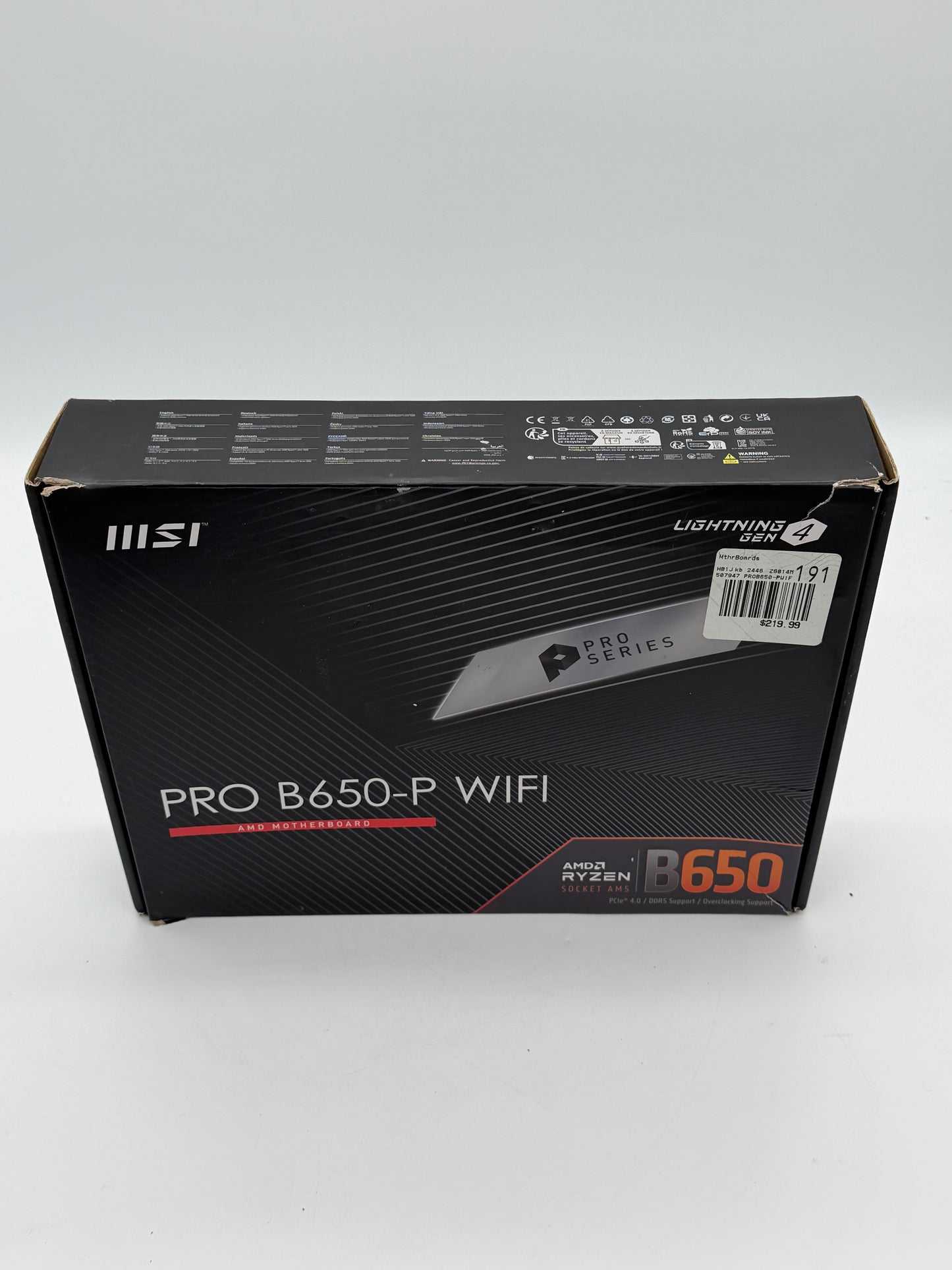 MSI PRO B650-P WIFI DDR5 AM5 ATX AMD Motherboard with AMD Ryzen 7 7700X CPU