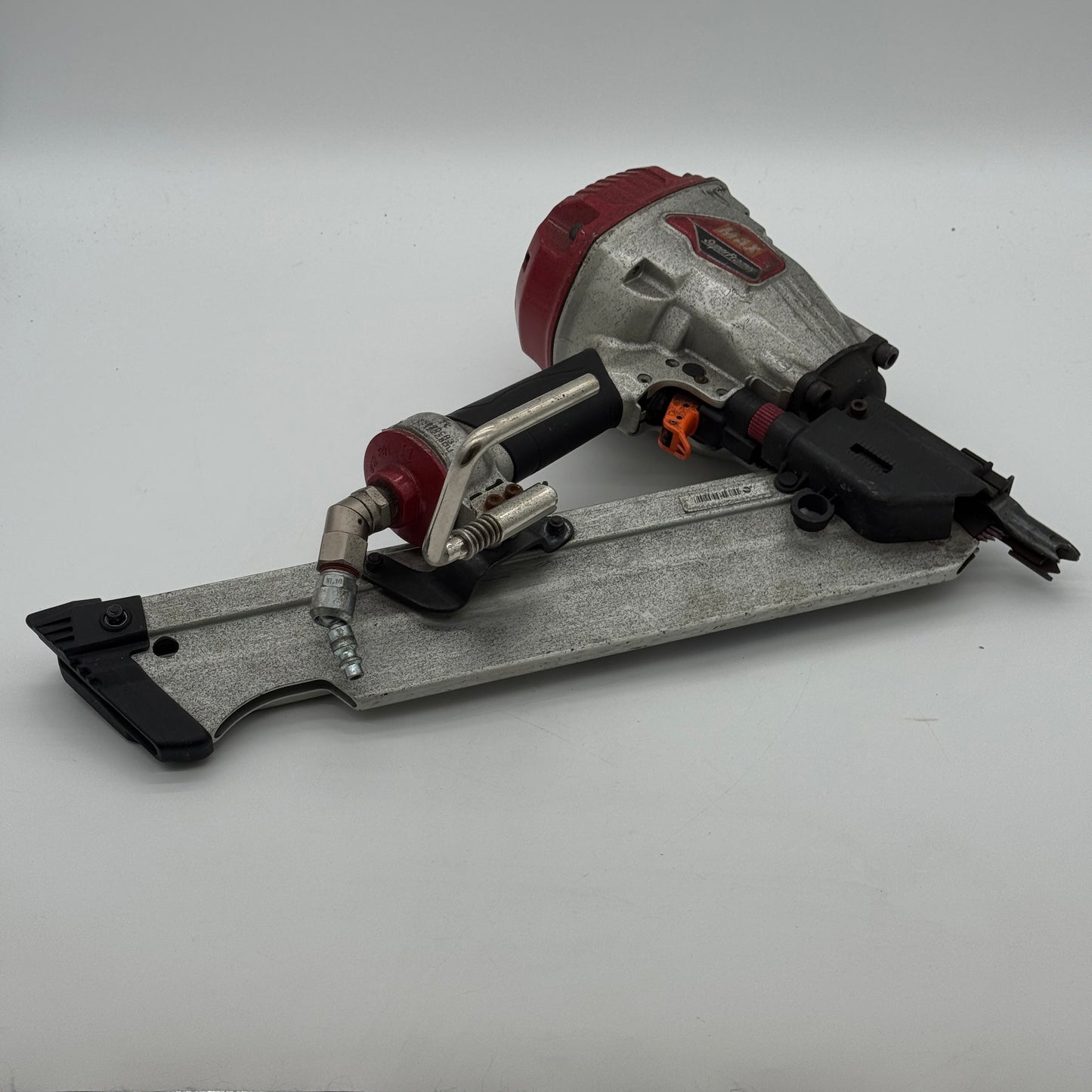 MaX Superframer Pneumatic 34-Degree Clipped Head Framing Nailer