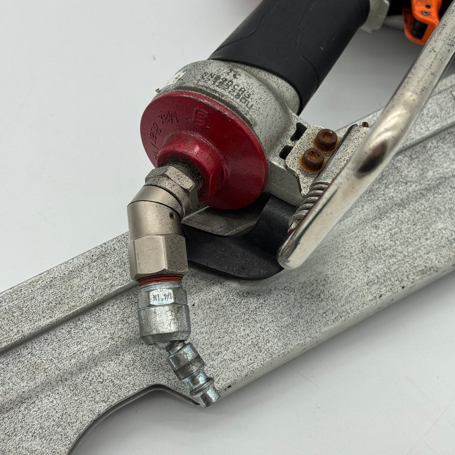 MaX Superframer Pneumatic 34-Degree Clipped Head Framing Nailer
