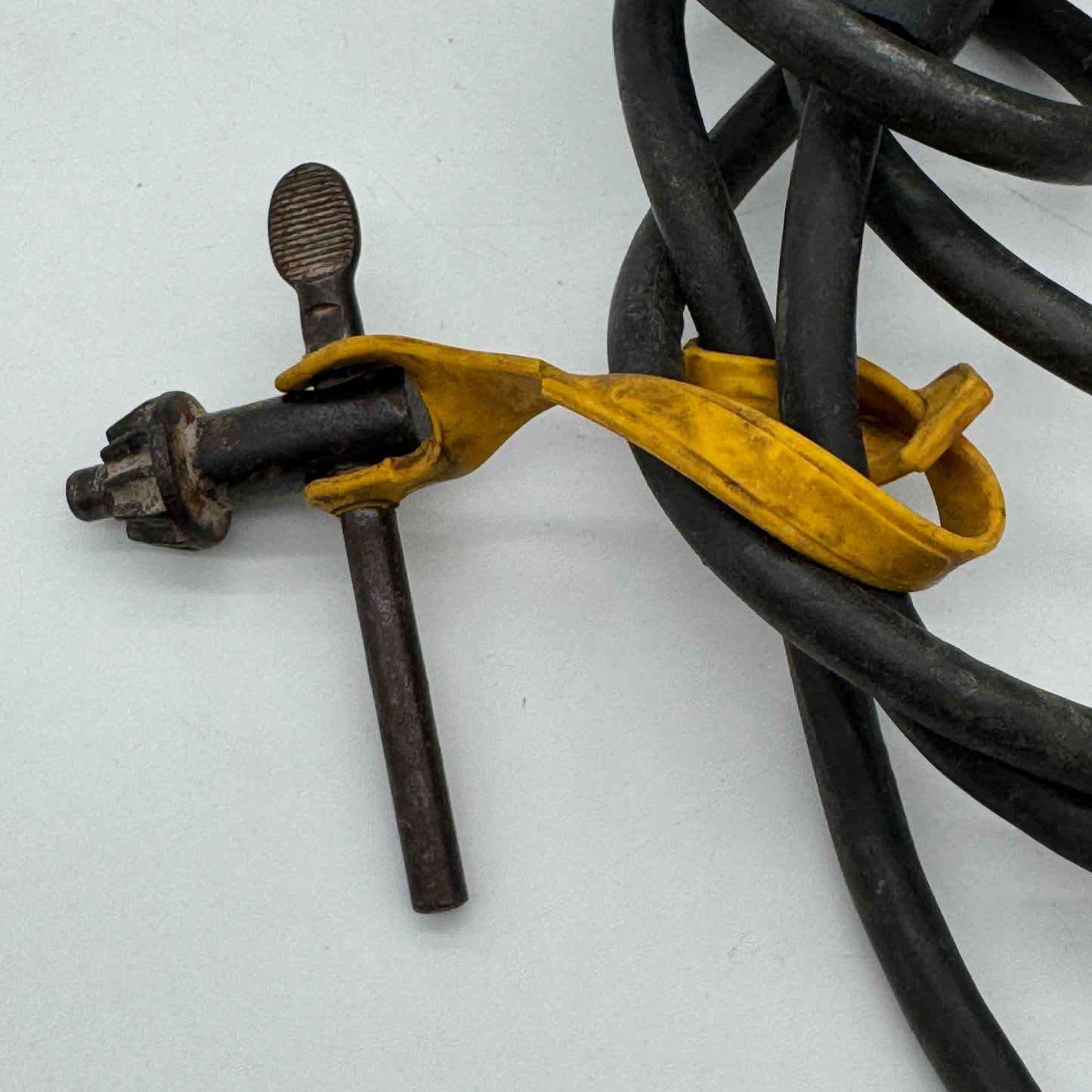 DeWalt DW235G 1/2" 7.8 Amp Variable Speed Reversing Drill - Yellow - Used