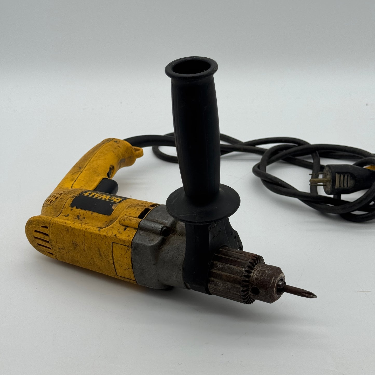 DeWalt DW235G 1/2" 7.8 Amp Variable Speed Reversing Drill - Yellow - Used