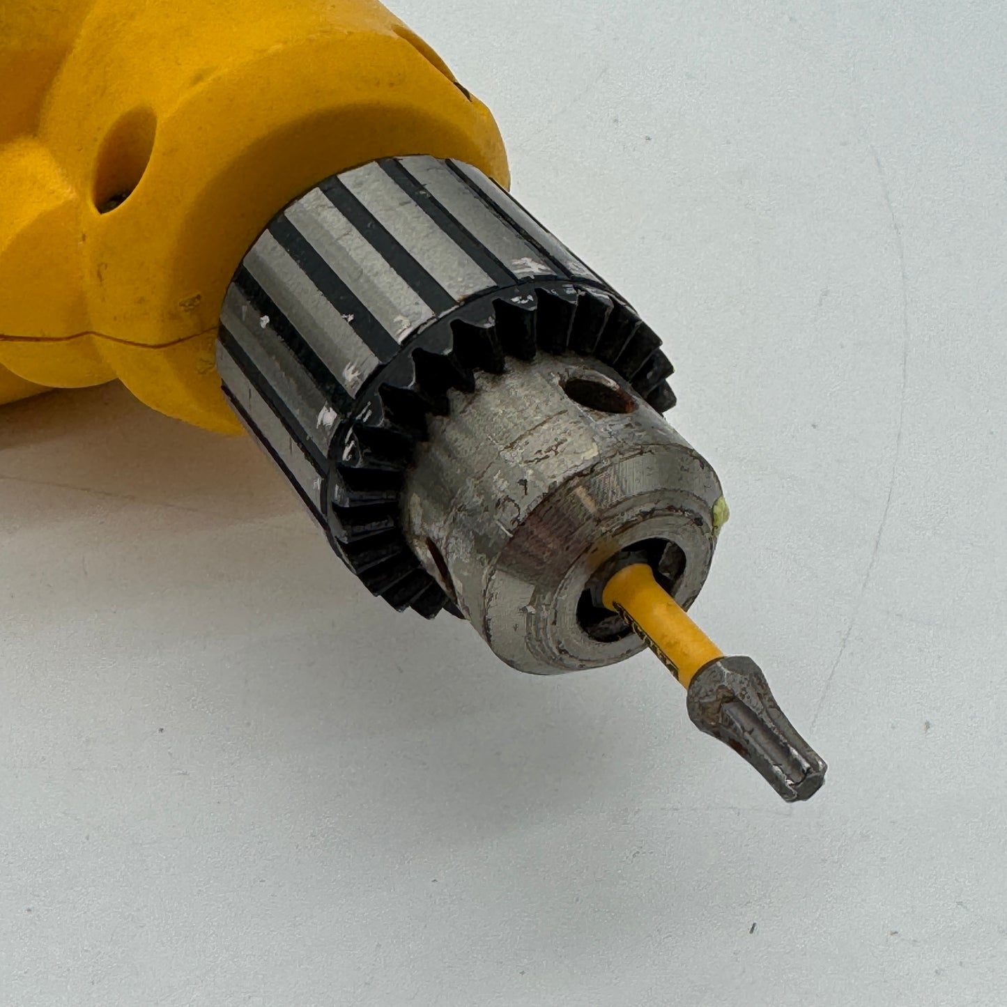 DeWalt DWE1014 3/8" Corded Rotary Drill 7A 115v - Used, Yellow