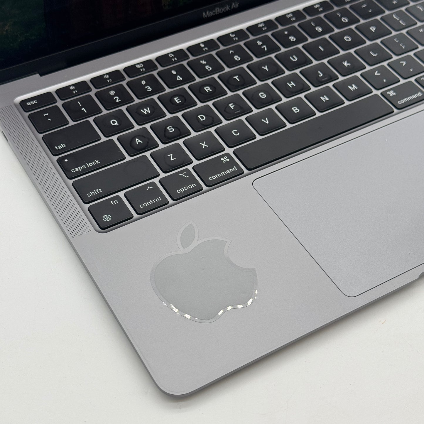 Apple MacBook Air 13" M1 A2337 2020 256GB 8GB RAM Space Gray