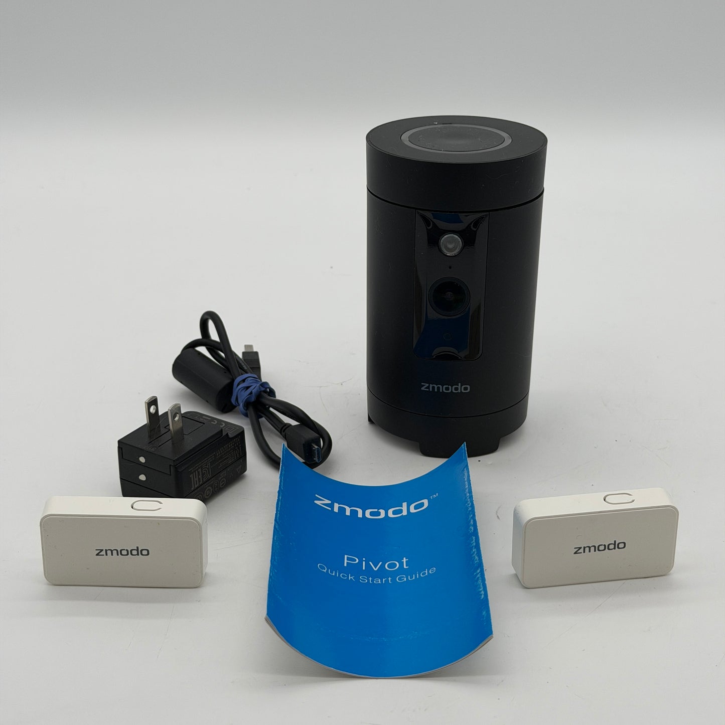Zmodo Pivot 1080p 360° Rotating Security Camera All-in-One Smart Home Black Used
