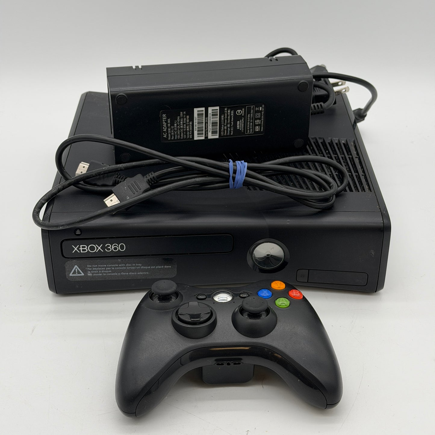 Microsoft Xbox 360 S 200GB Console - Black (1439) with power & original controller