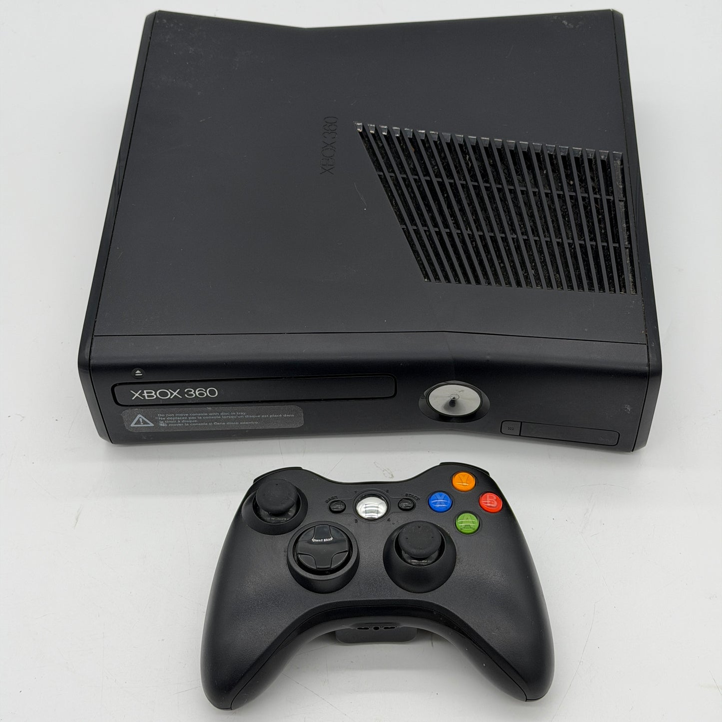 Microsoft Xbox 360 S 200GB Console - Black (1439) with power & original controller