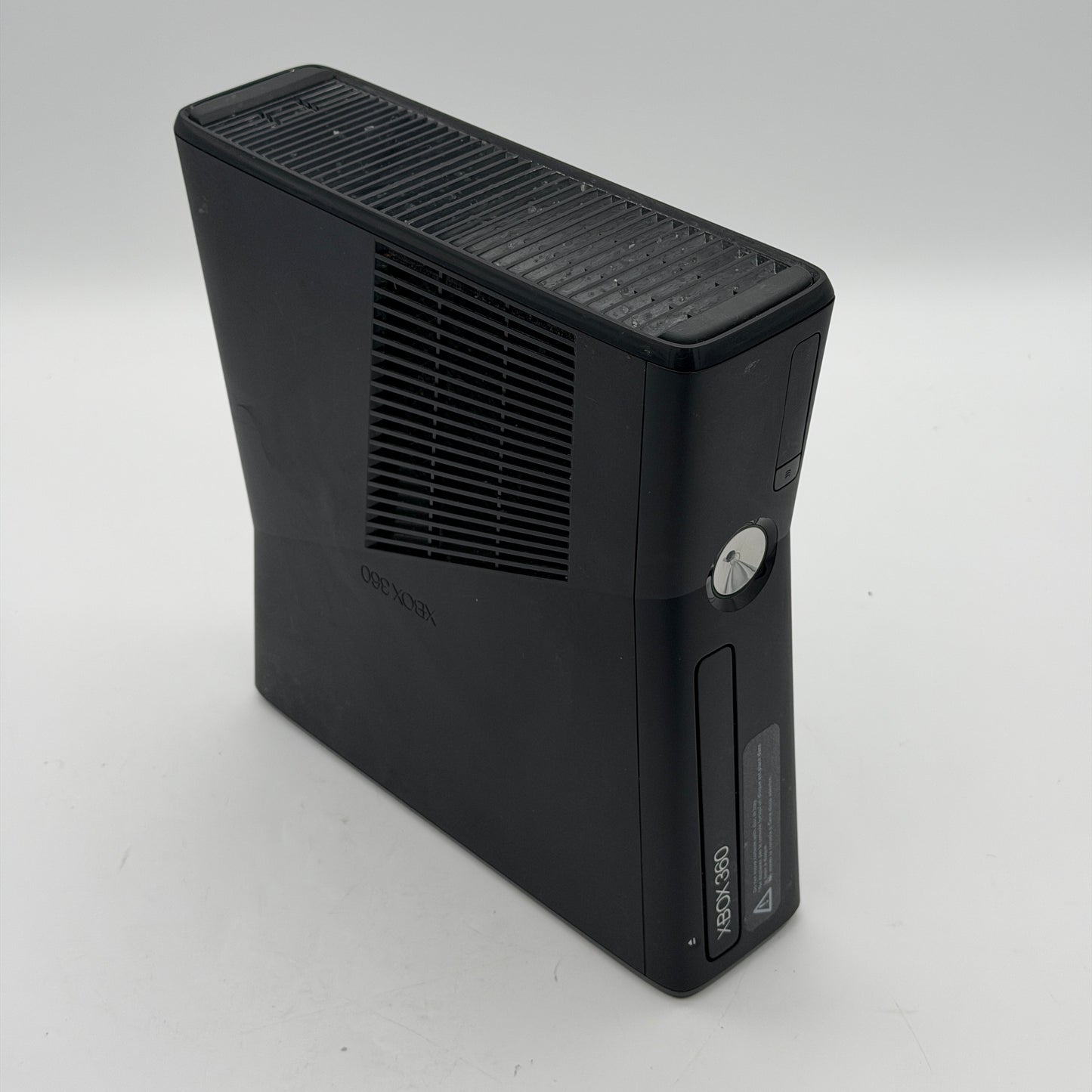 Microsoft Xbox 360 S 200GB Console - Black (1439) with power & original controller