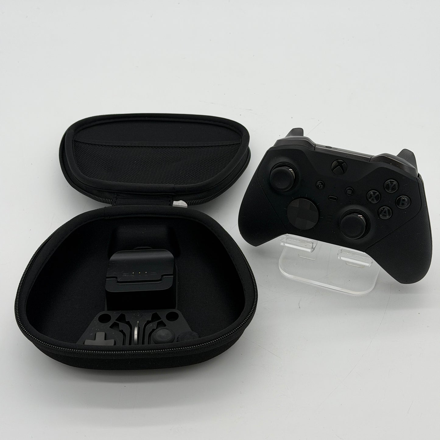 Microsoft Xbox Elite Core Series 2 Wireless Controller! (AZP025186)