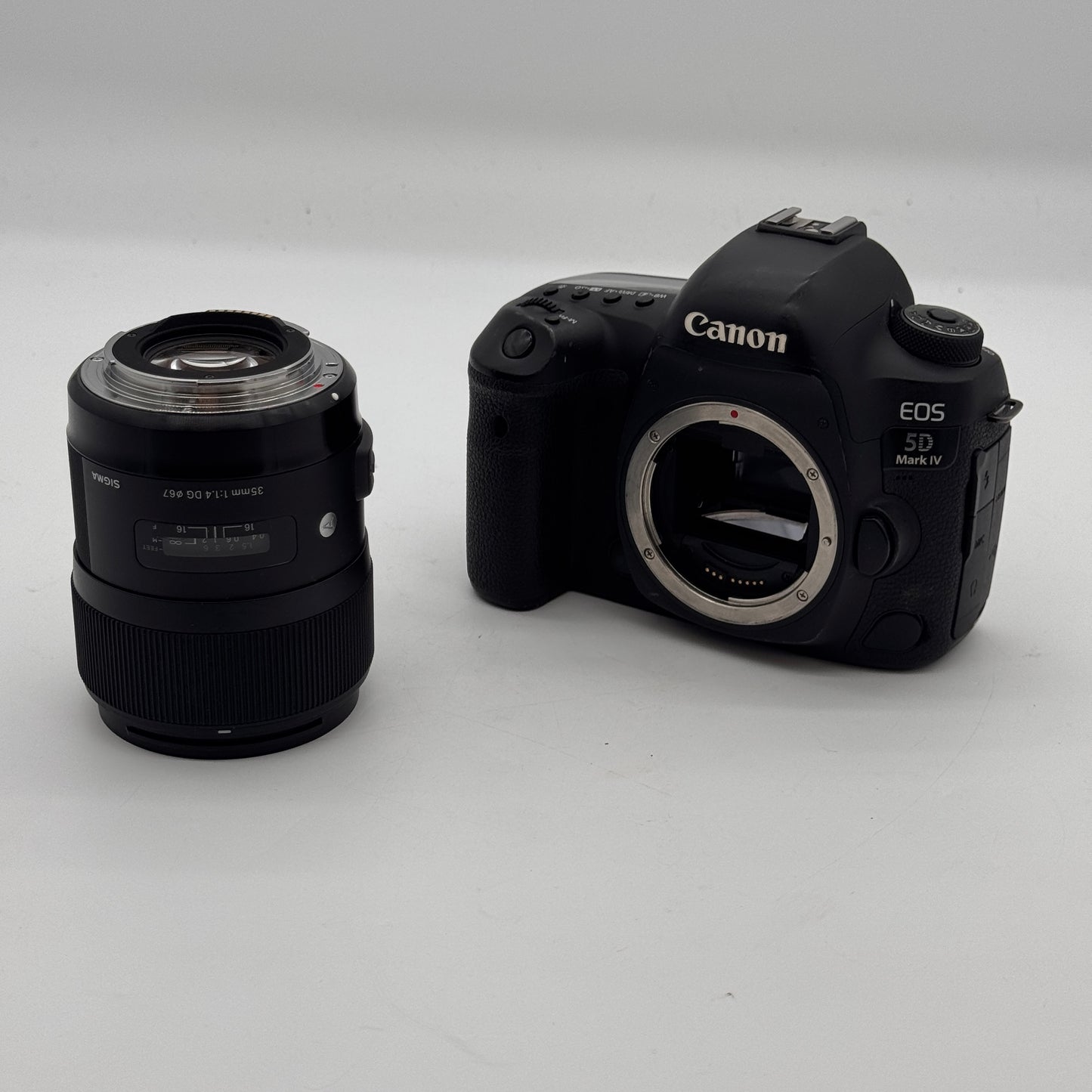 Canon EOS 5D Mark IV Digital Camera