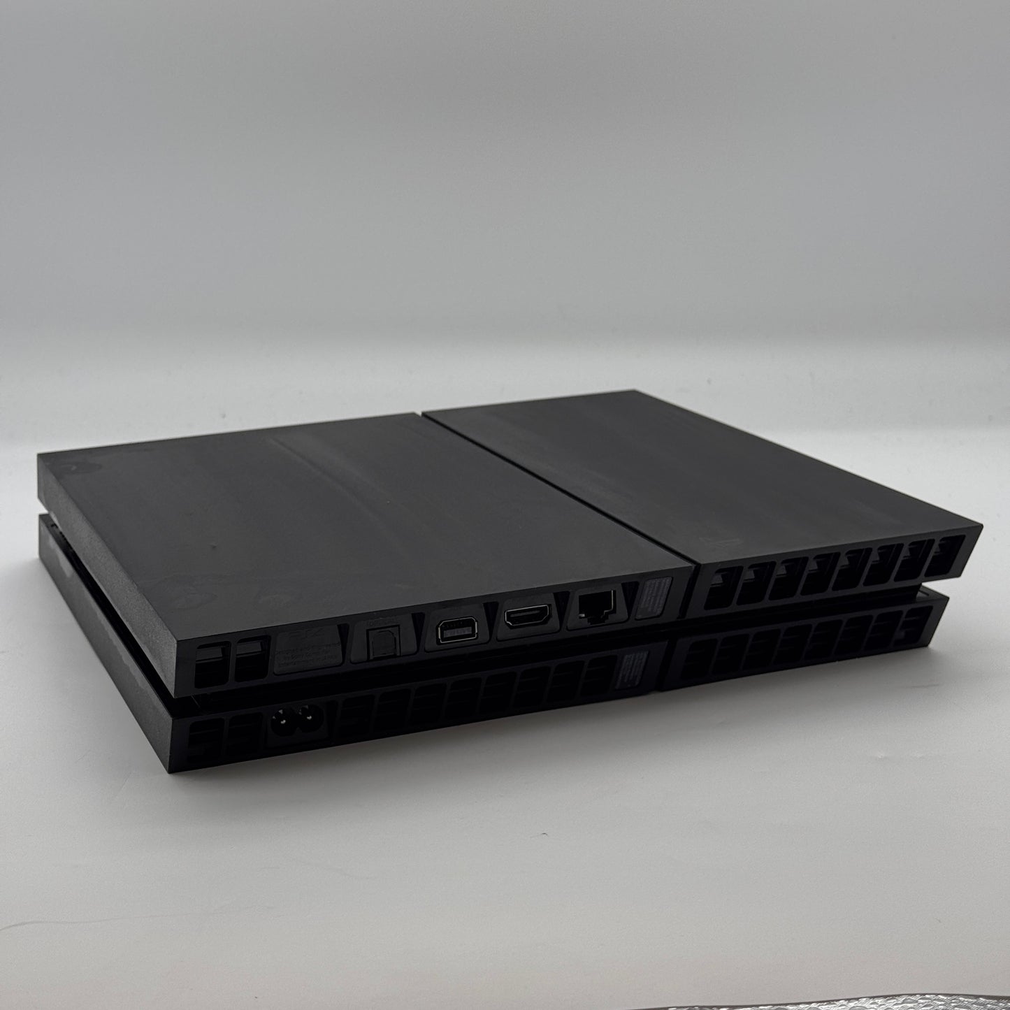 Sony PlayStation 4 CUH-1215A 500GB Black Video Game Console