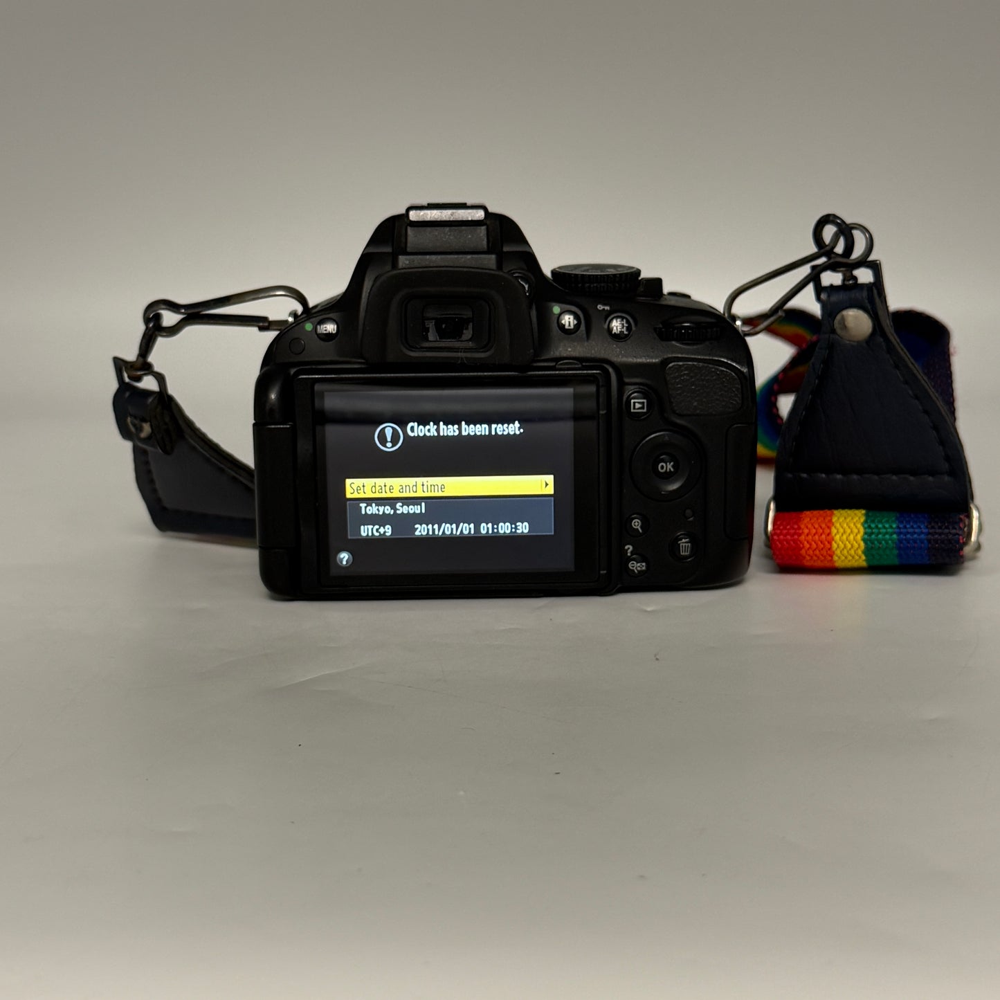 Nikon D5100 16.2MP Digital SLR Camera AF-S 18-55 f/3.5-5.6 Lens/H176