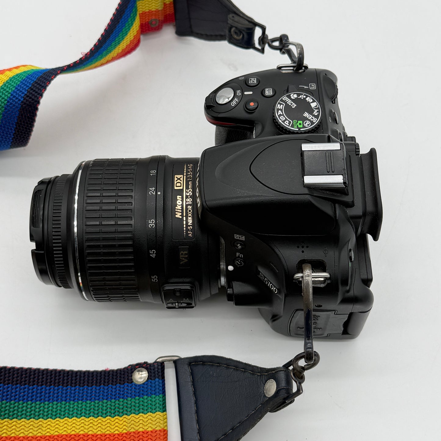 Nikon D5100 16.2MP Digital SLR Camera AF-S 18-55 f/3.5-5.6 Lens/H176