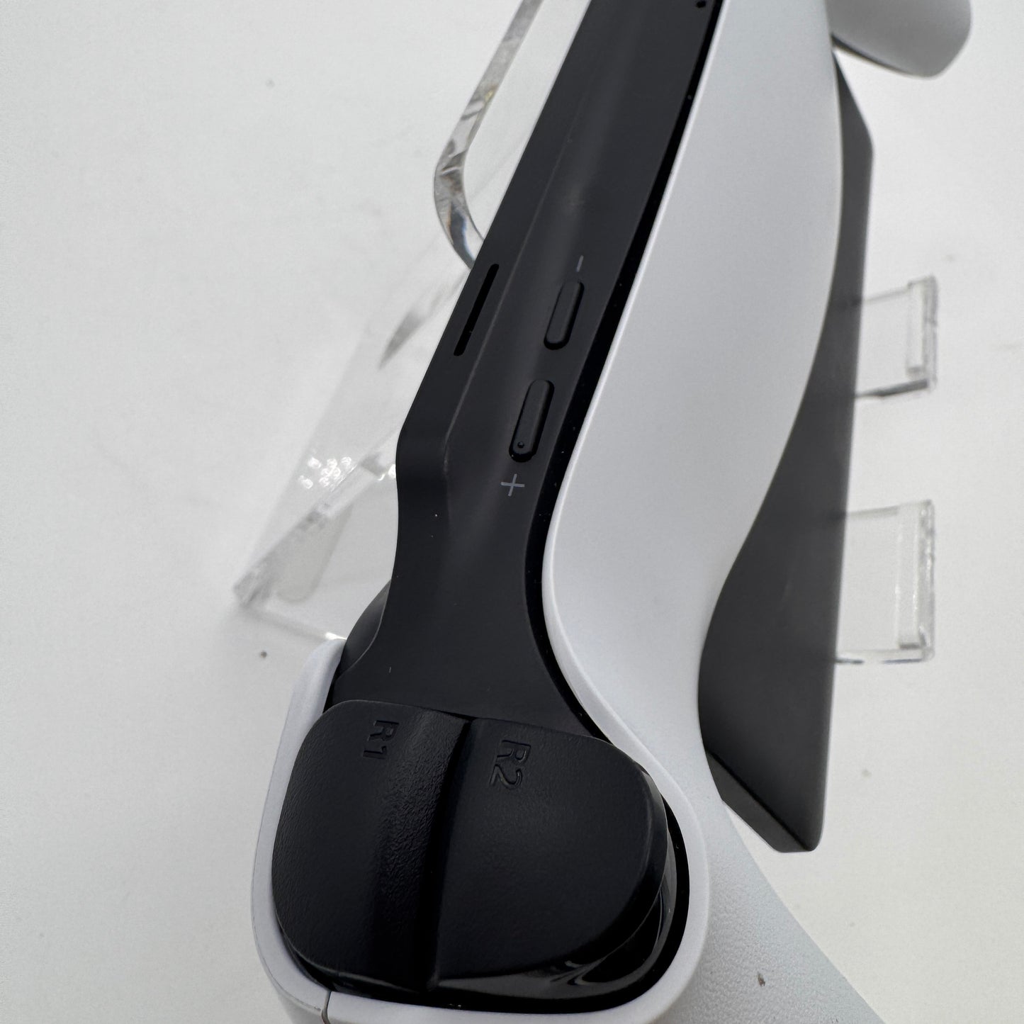 Sony PlayStation Portal Remote Player CFI-Y1001 White Handheld for PS5