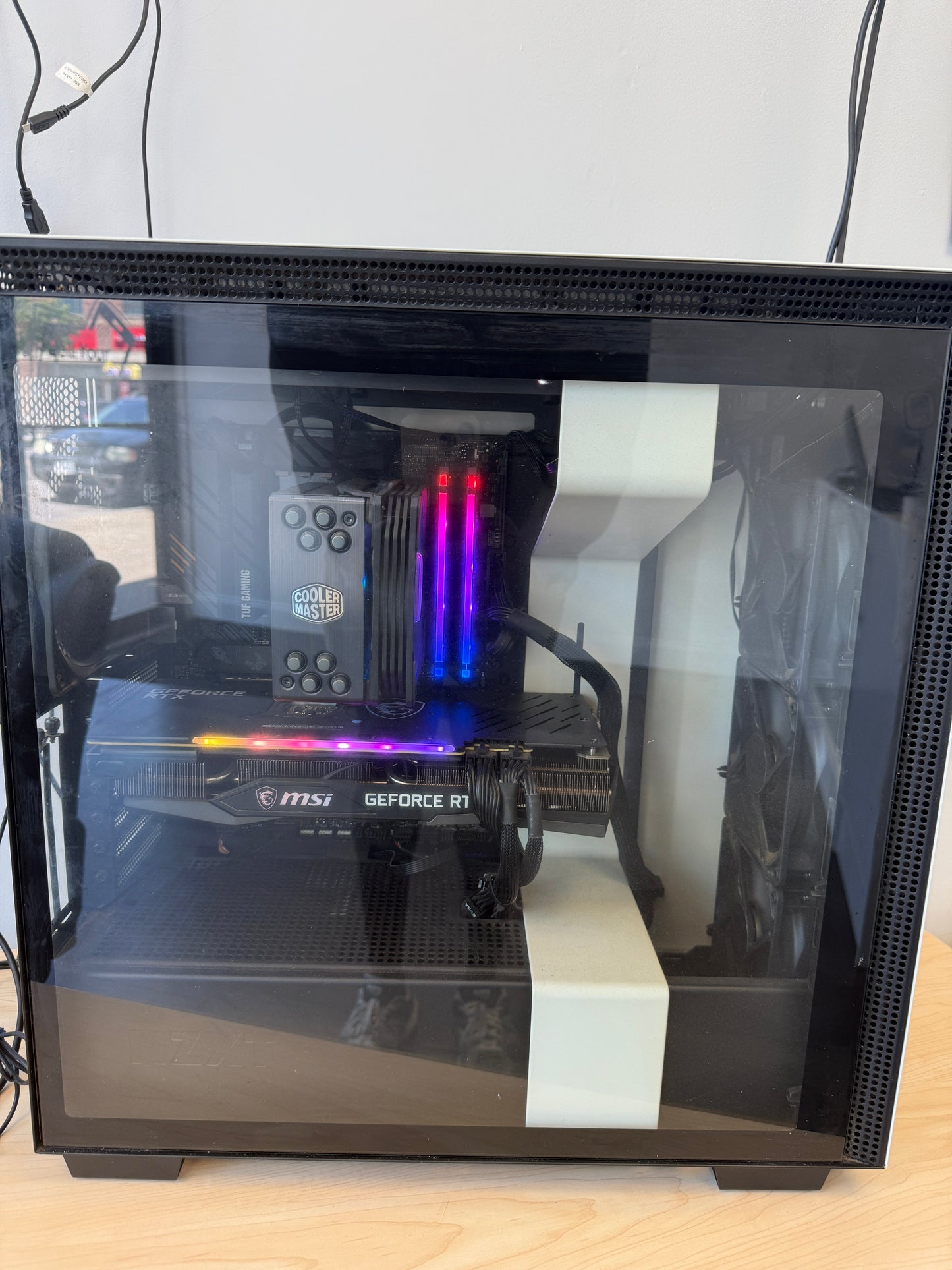 Gaming Desktop PC - Used - GeForce RTX 3060, AMD Ryzen 7, 16GB RAM, 1TB SSD - White