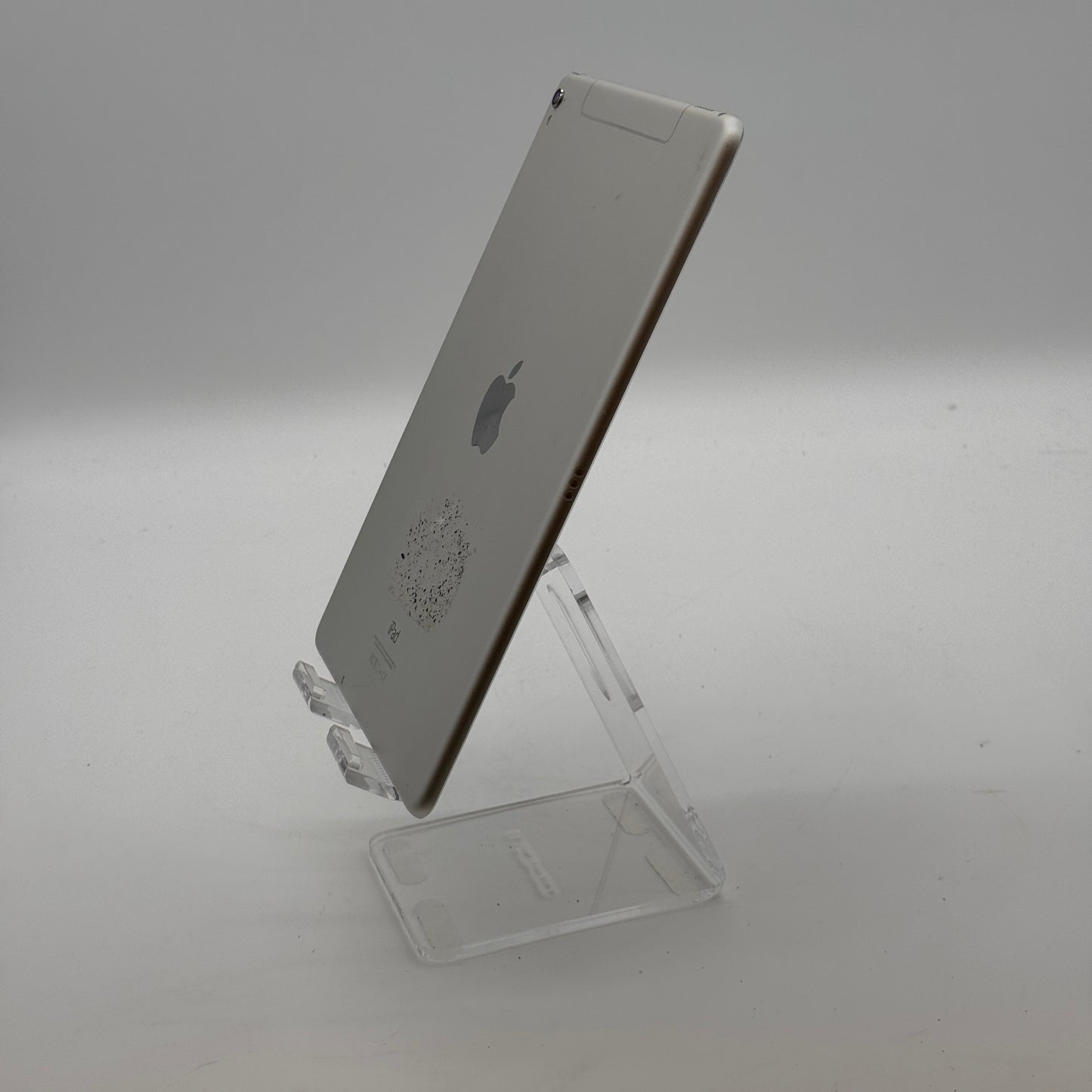 Apple iPad Pro 9.7" A1674 32GB Unlocked Cellular Gray