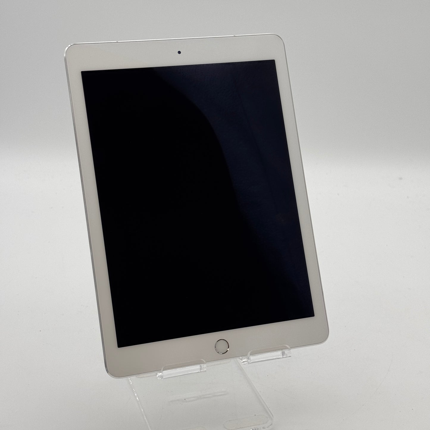 Apple iPad Pro 9.7" A1674 32GB Unlocked Cellular Gray