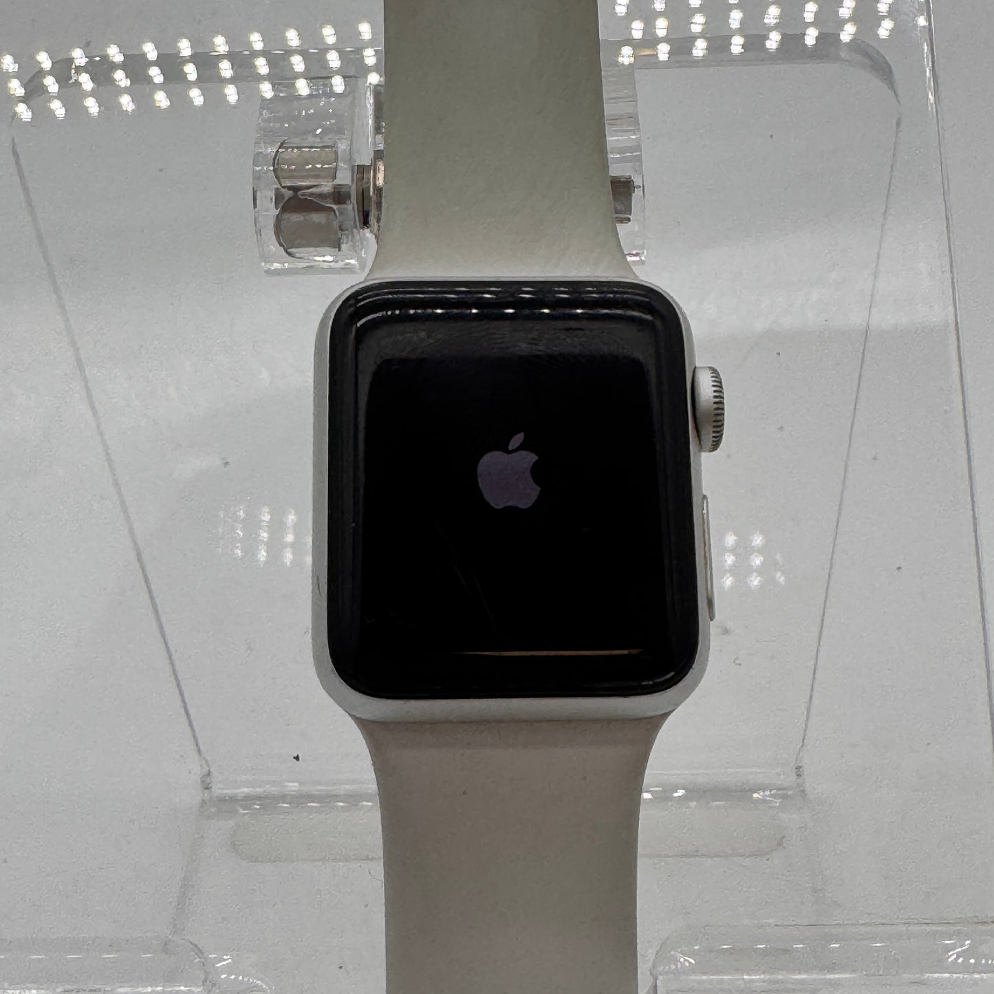 Apple Watch Series 3 38mm Silver Aluminum  (GPS ONLY)
