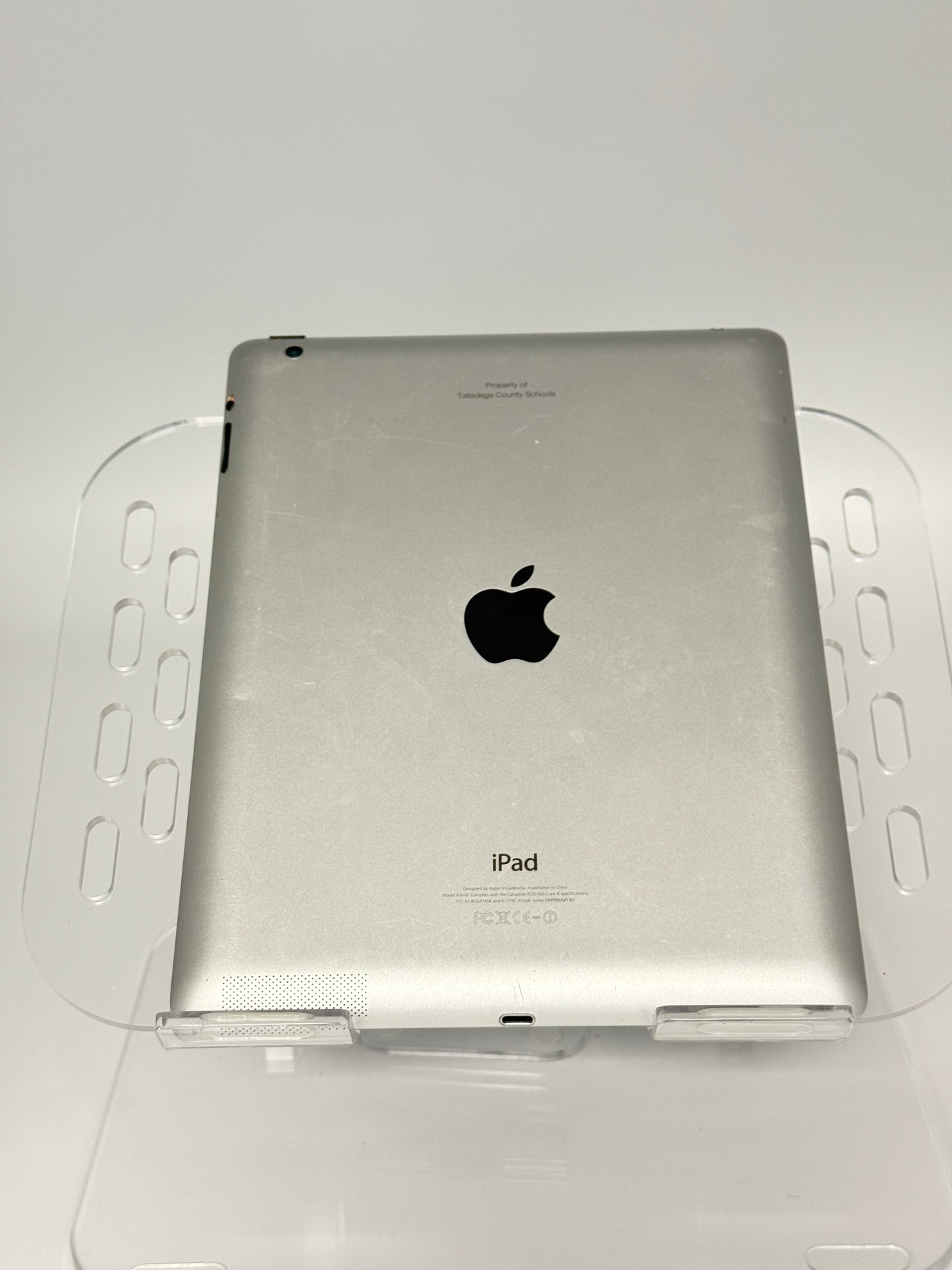 Apple iPad (4th Gen) A1458 32GB WiFi - Black - Used - Parts Only!