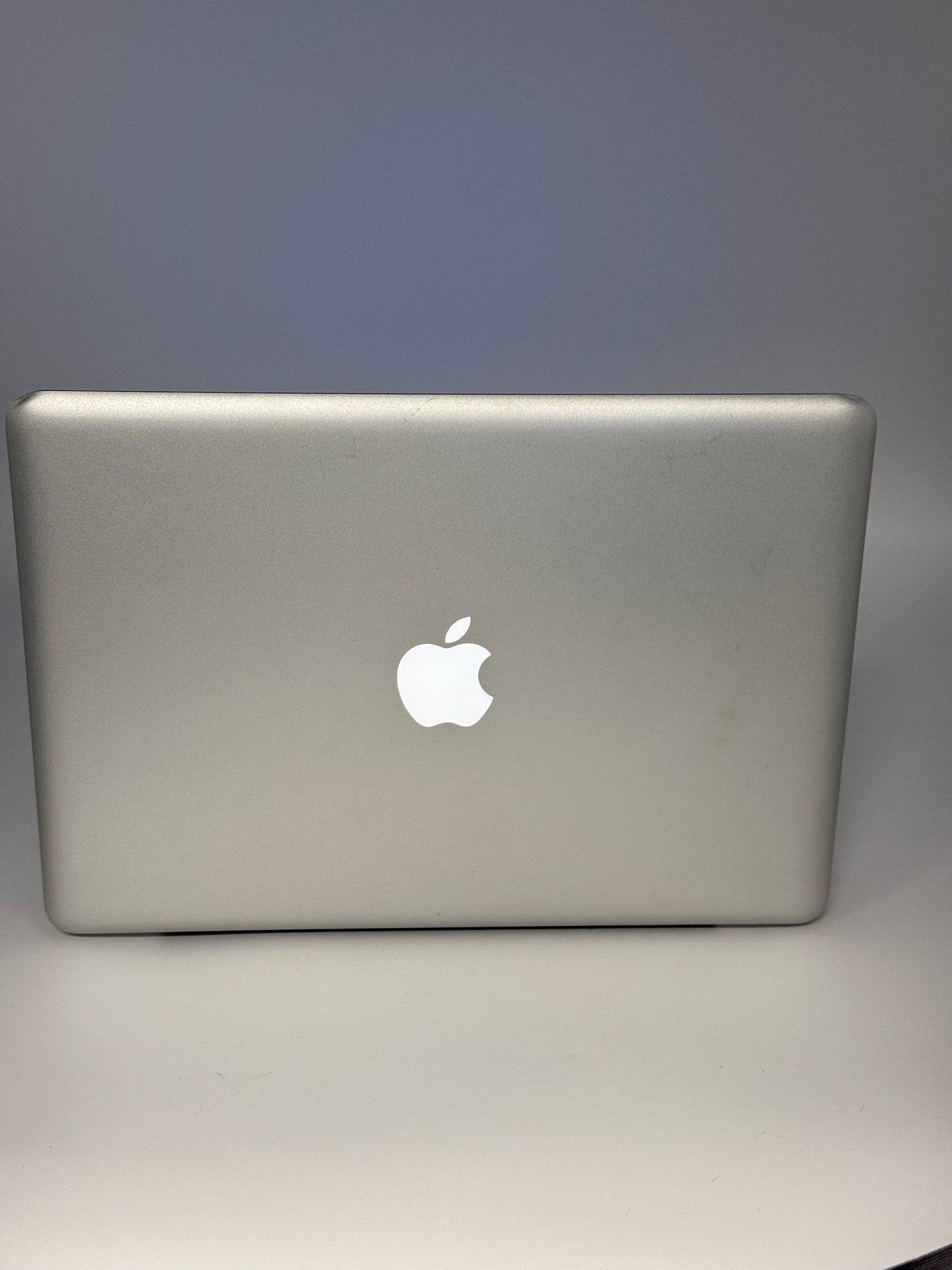 Apple MacBook Pro Core 2 Duo - Used - A - Gray