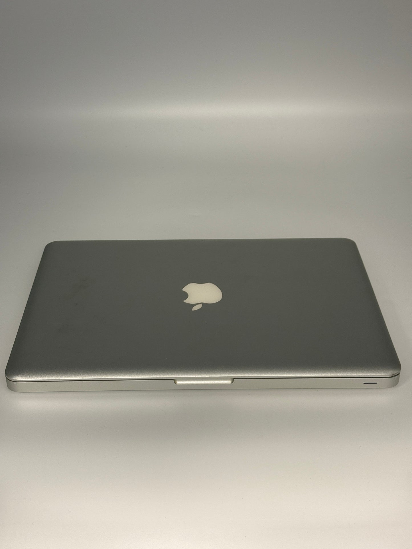 Apple MacBook Pro Core 2 Duo - Used - A - Gray