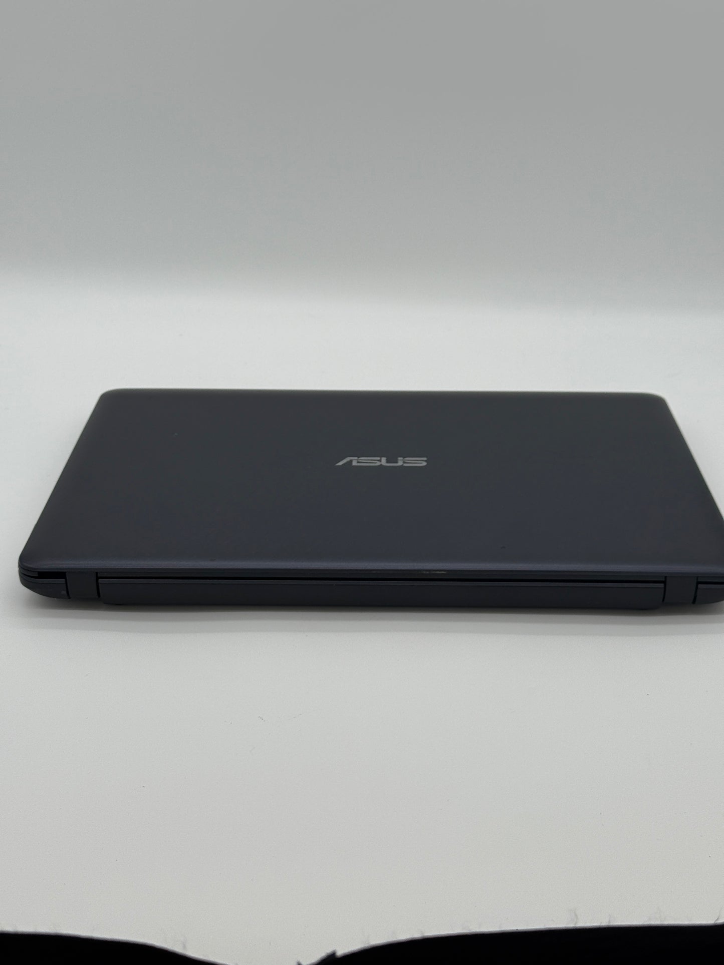 Asus R543M 15" Laptop - Intel Celeron, 4GB RAM, 1TB HDD, Blue, Used